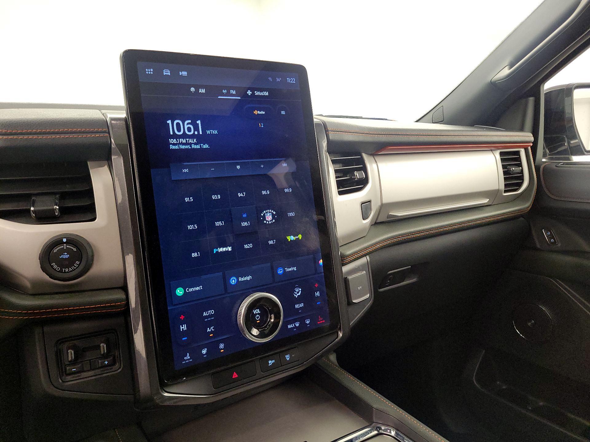 Thumbnail: 2022 Ford Expedition - 16