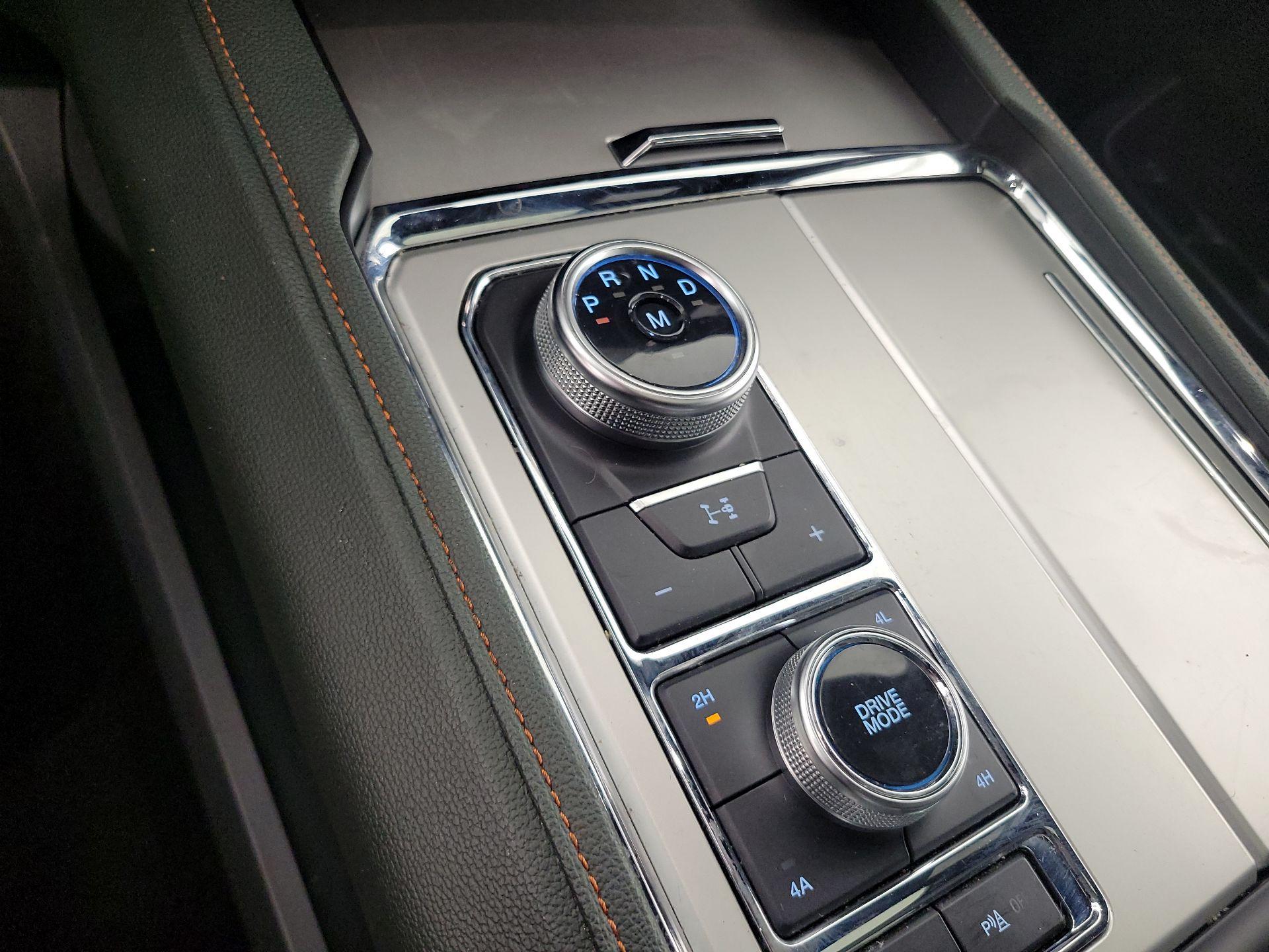 Thumbnail: 2022 Ford Expedition - 18