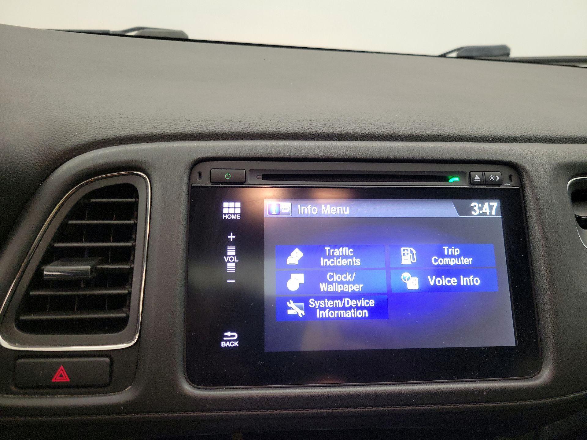 Thumbnail: 2016 Honda HR-V - 15