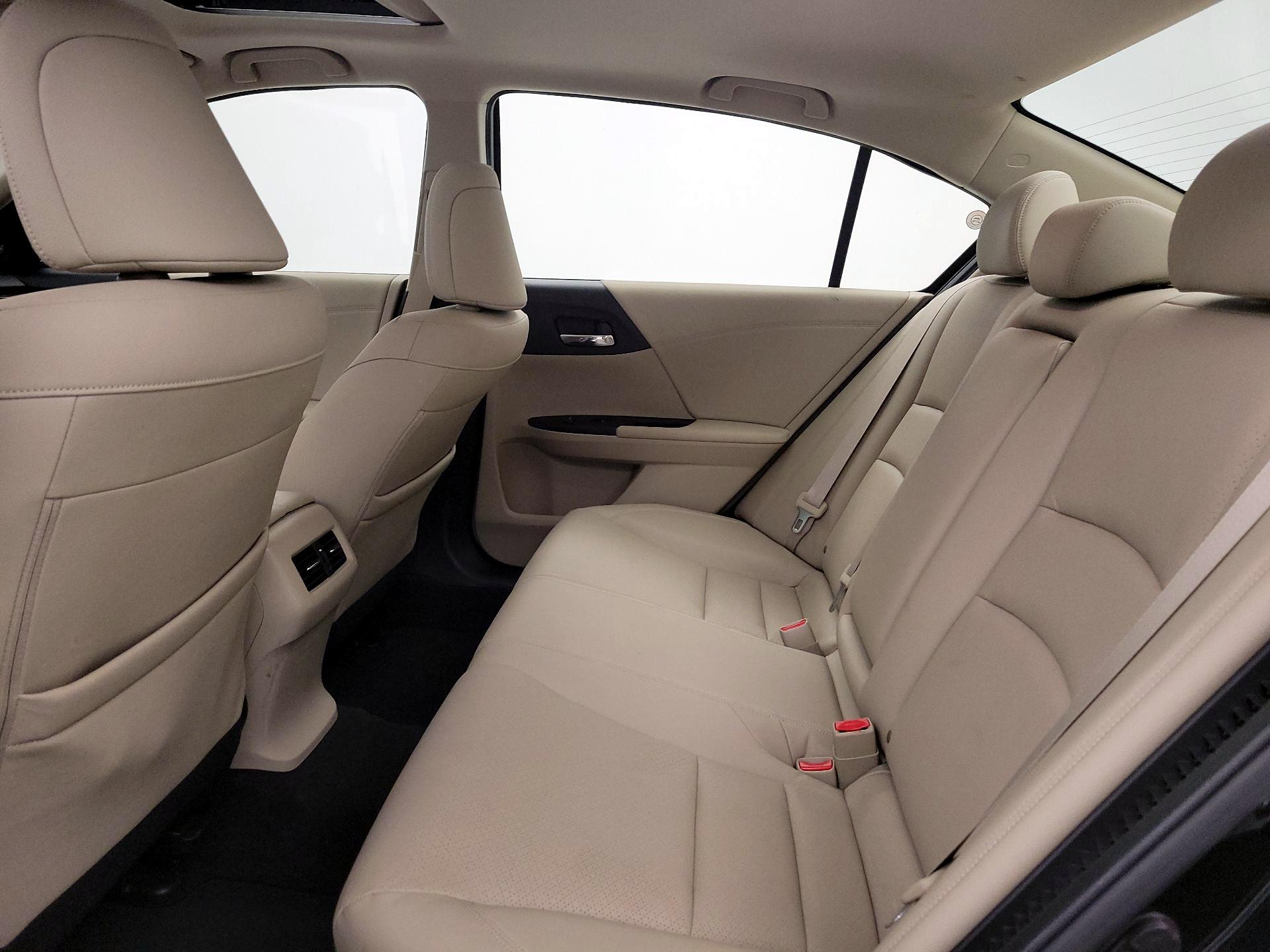 Thumbnail: 2017 Honda Accord - 20