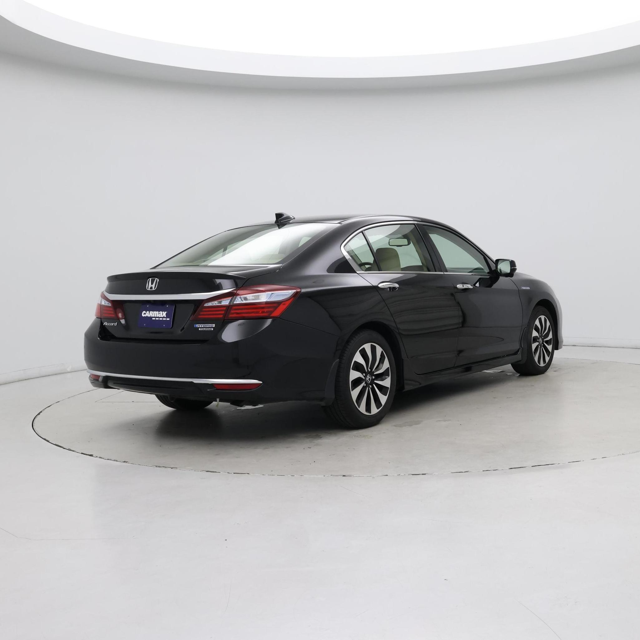 Thumbnail: 2017 Honda Accord - 8