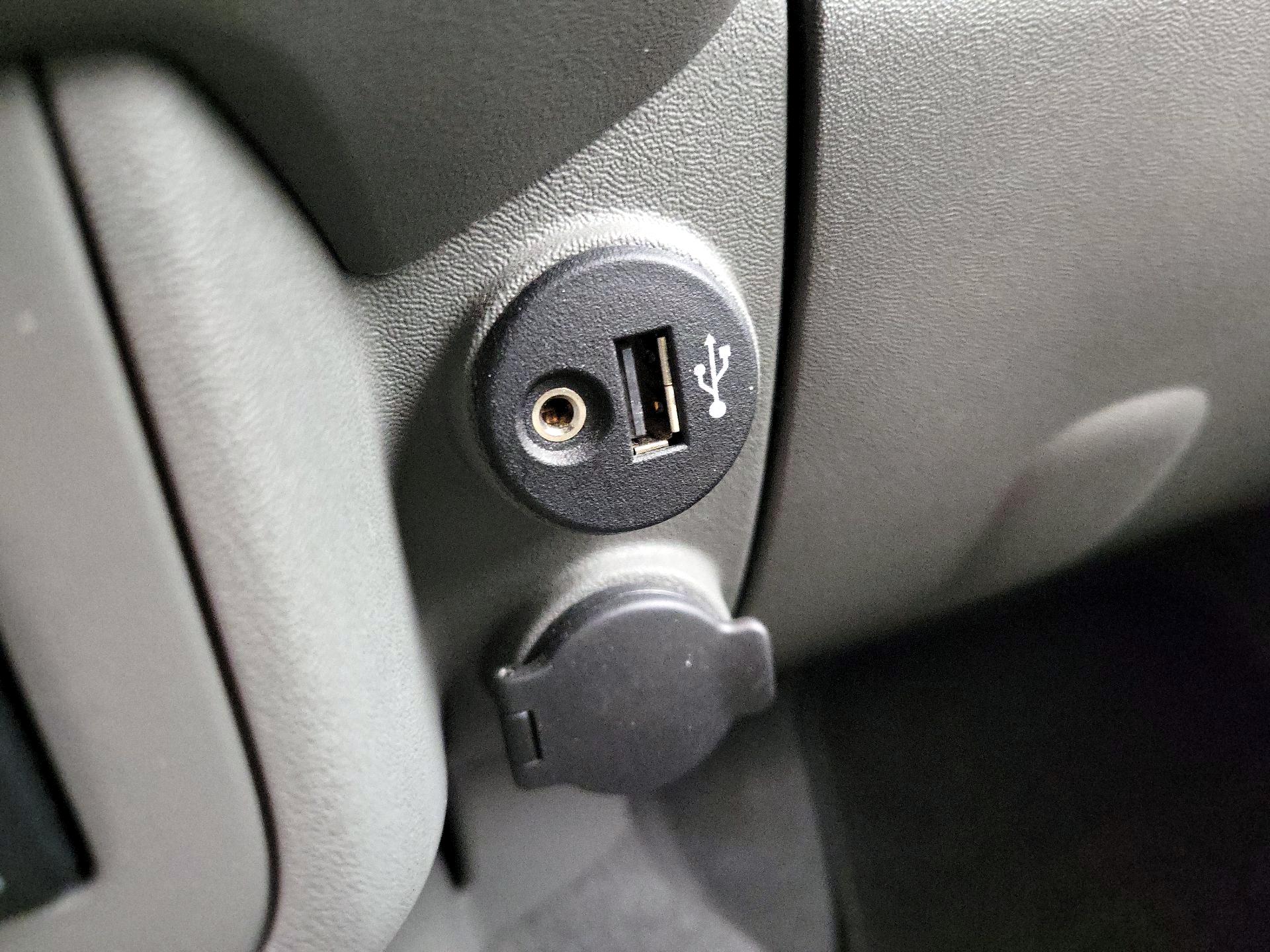 Thumbnail: 2019 Nissan Frontier - 18