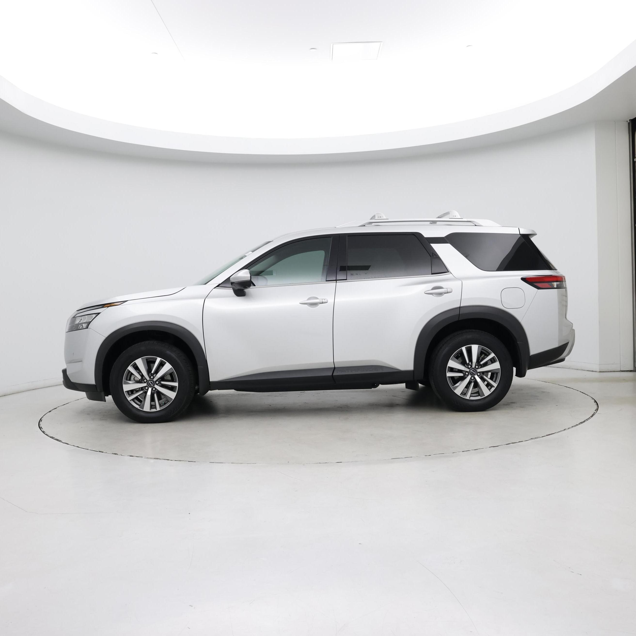 Thumbnail: 2025 Nissan Pathfinder - 3