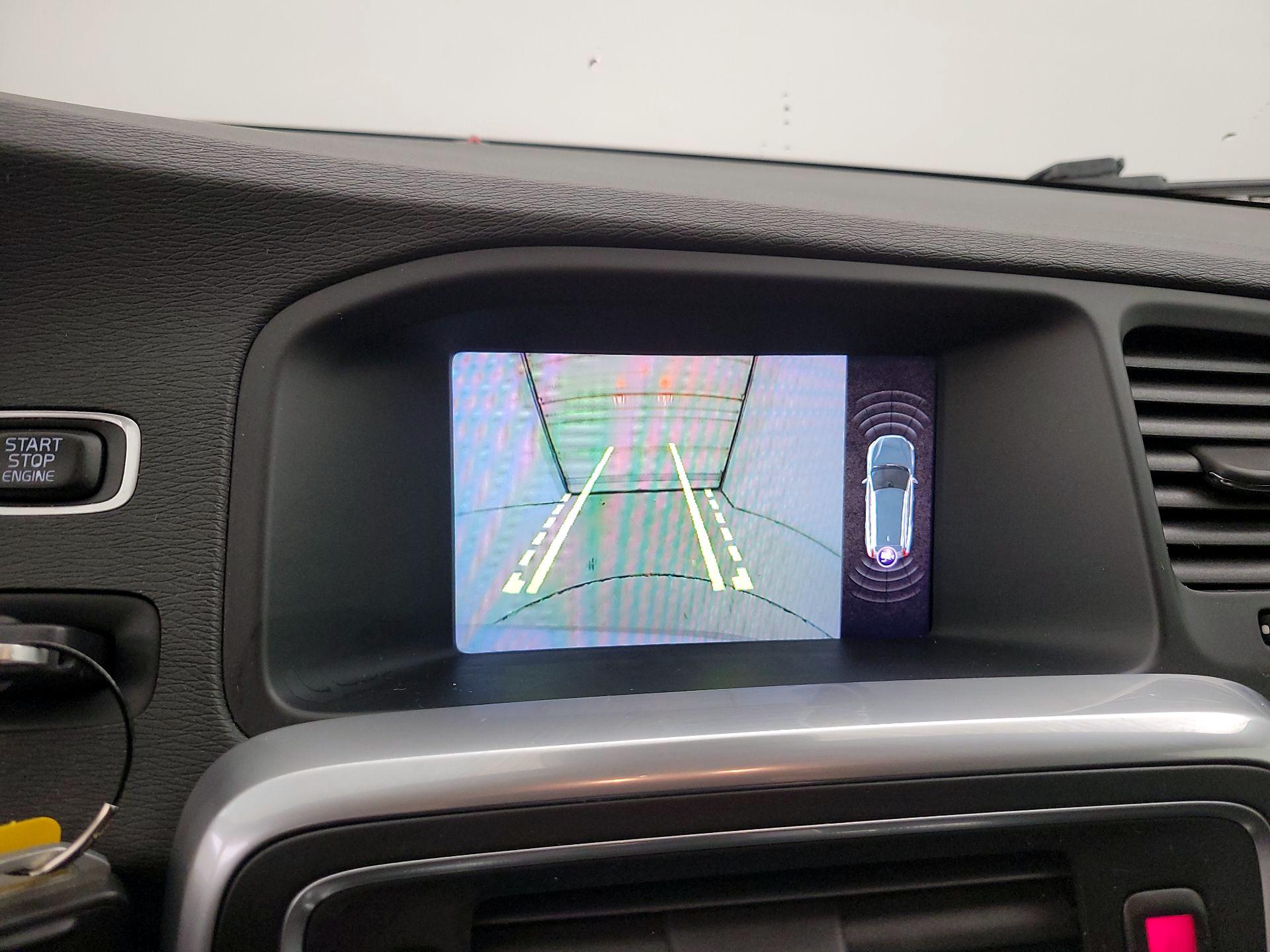 Thumbnail: 2018 Volvo S60 - 14