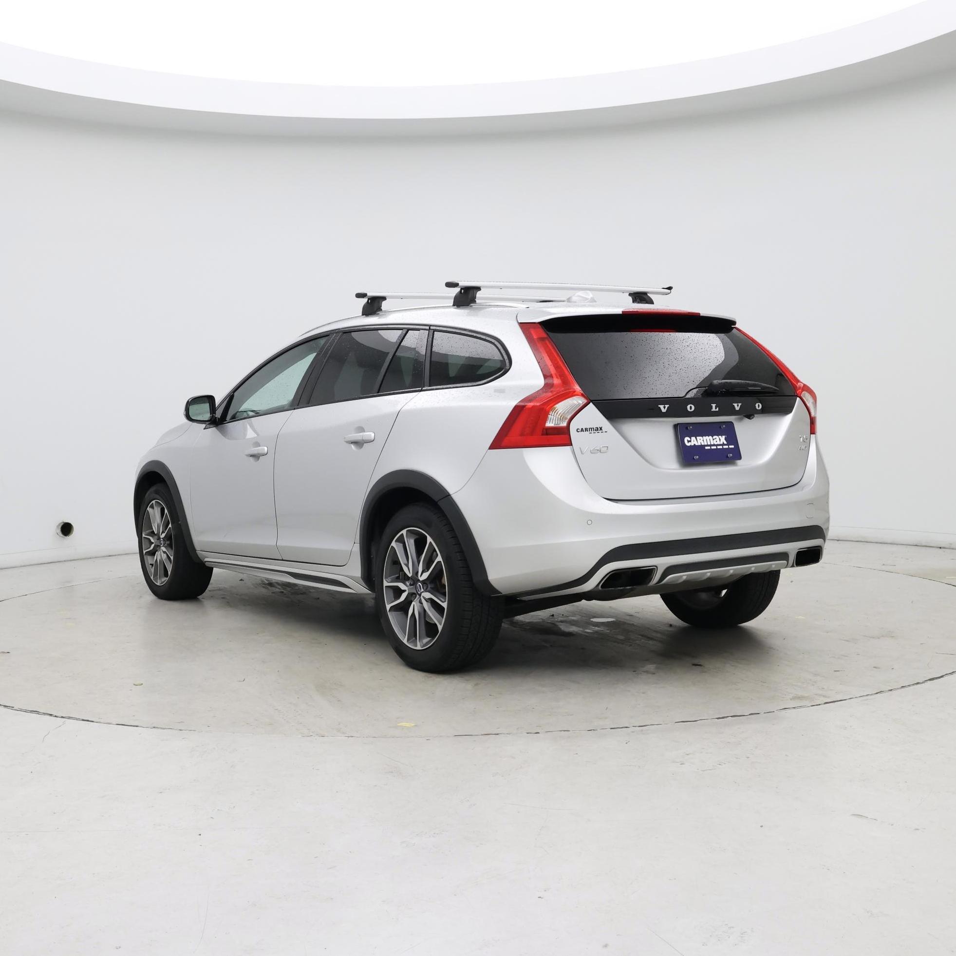 Thumbnail: 2018 Volvo S60 - 2