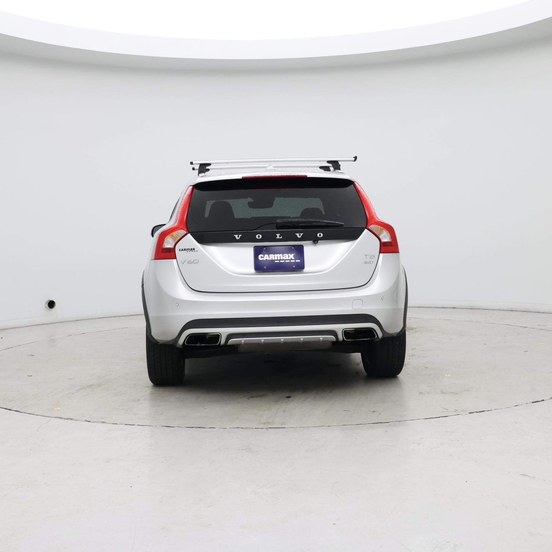 Thumbnail: 2018 Volvo S60 - 6