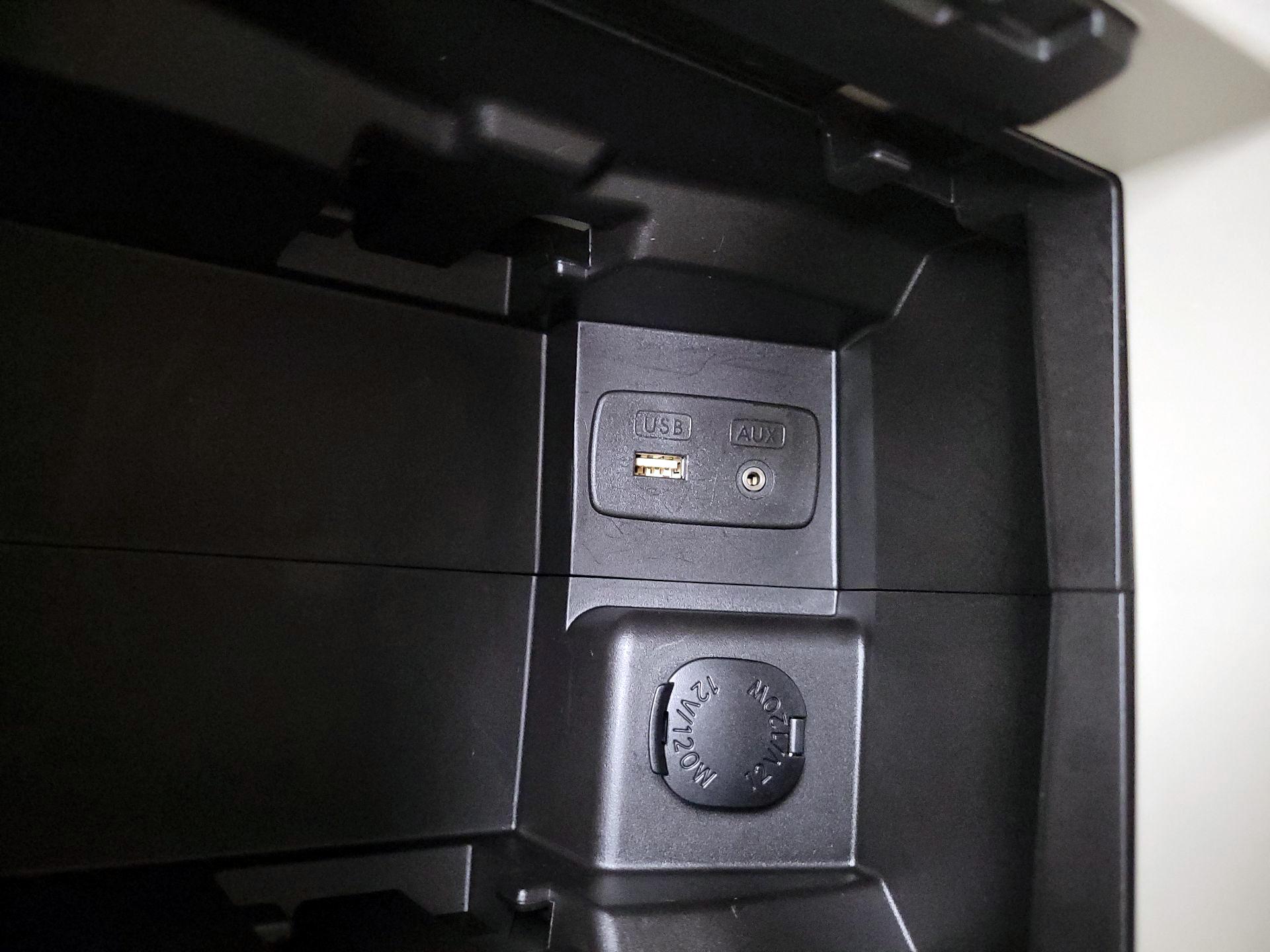 Thumbnail: 2014 Subaru XV Crosstrek - 18