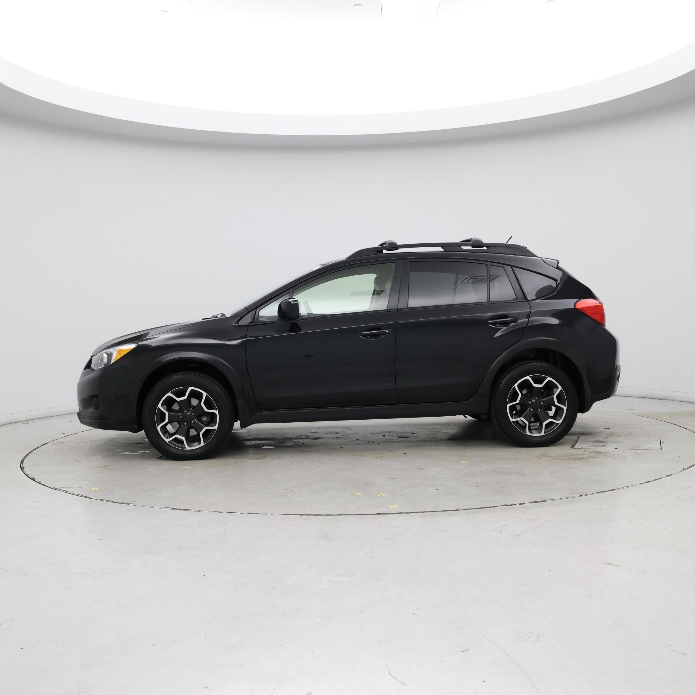 Thumbnail: 2014 Subaru XV Crosstrek - 3