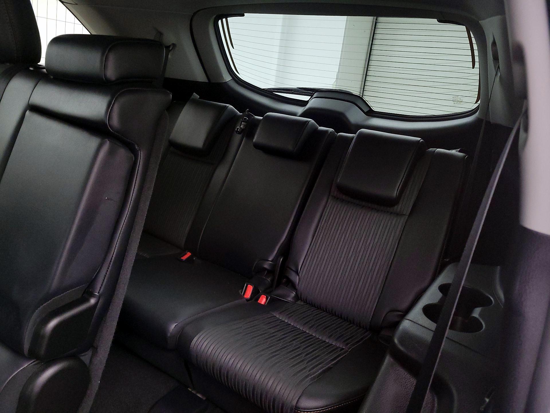 Thumbnail: 2019 Toyota Highlander - 20