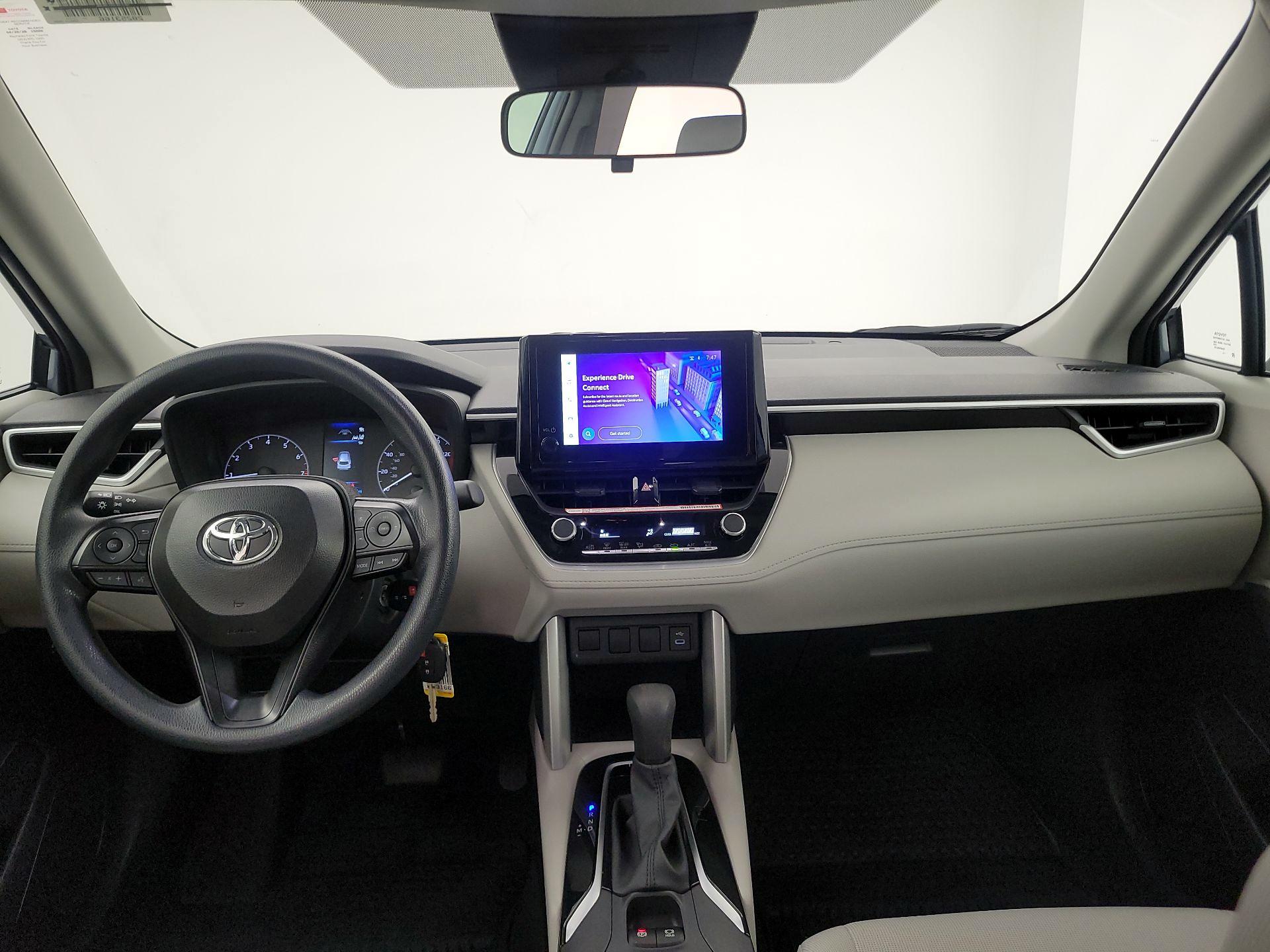 Thumbnail: 2024 Toyota Corolla Cross - 9