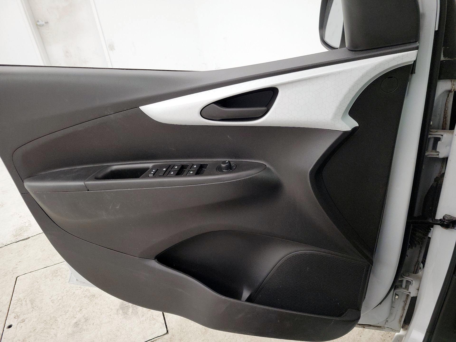 Thumbnail: 2017 Chevrolet Spark - 12