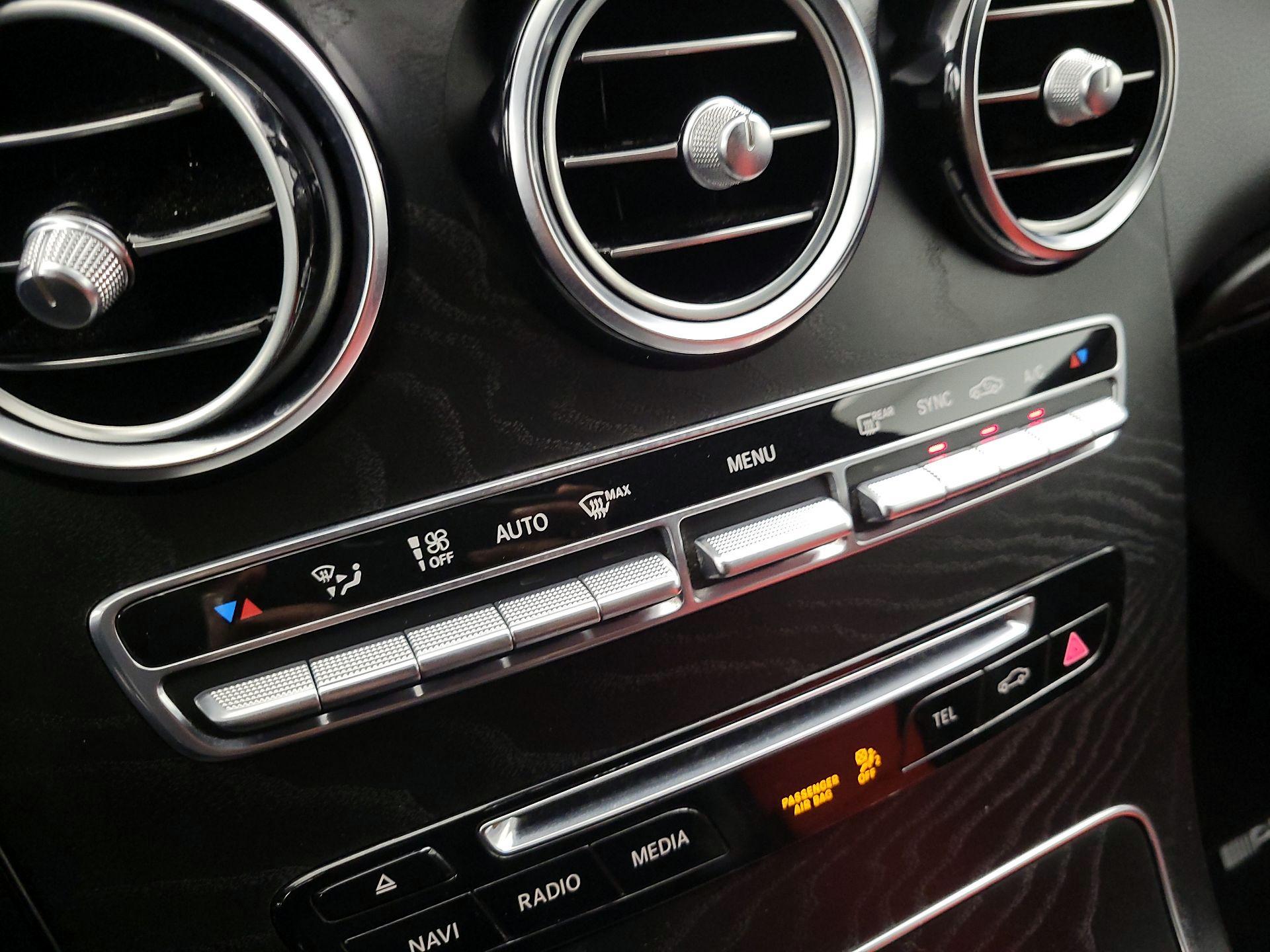 Thumbnail: 2019 Mercedes-Benz GL-Class - 17