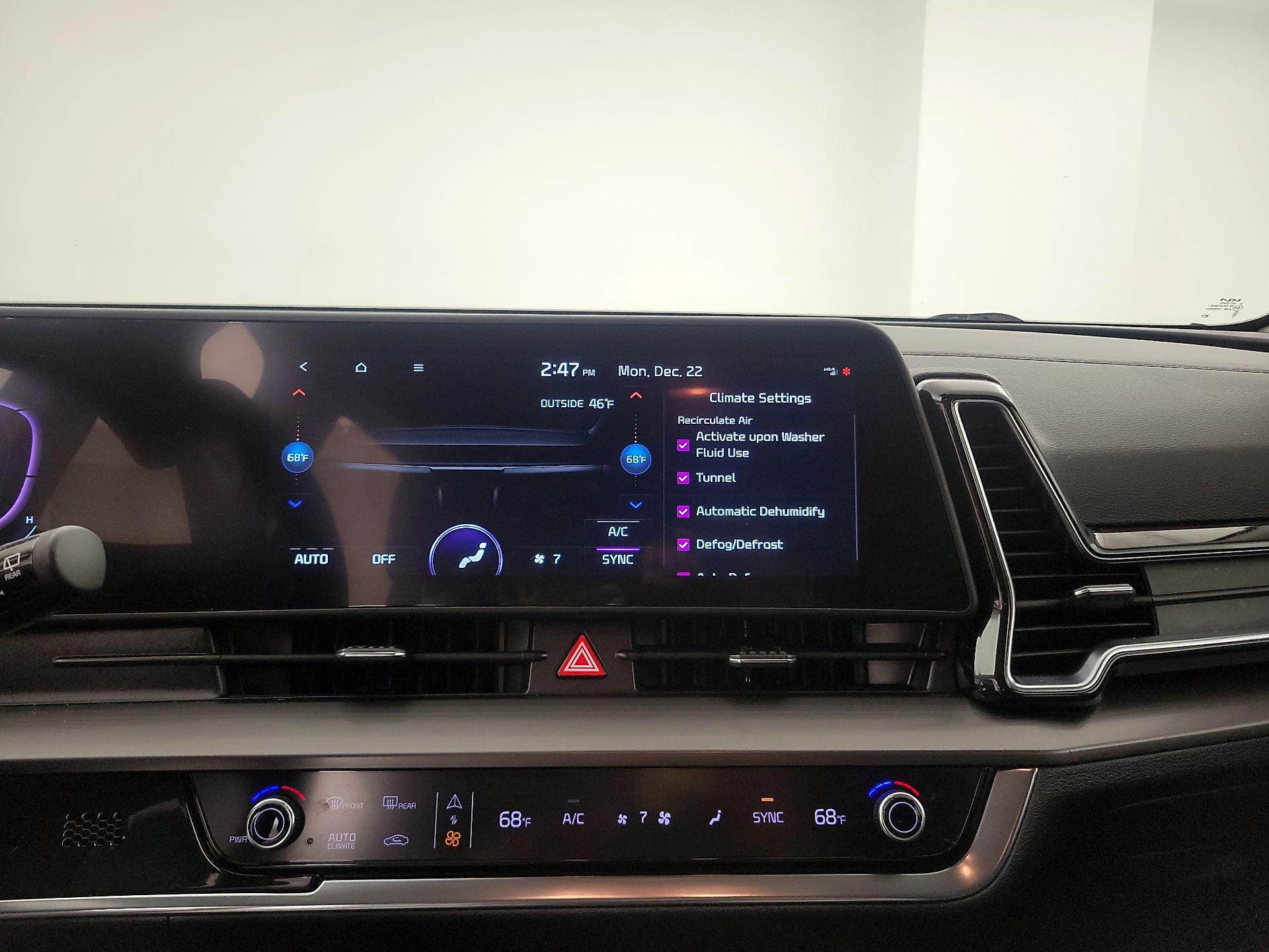 Thumbnail: 2023 Kia Sportage - 17