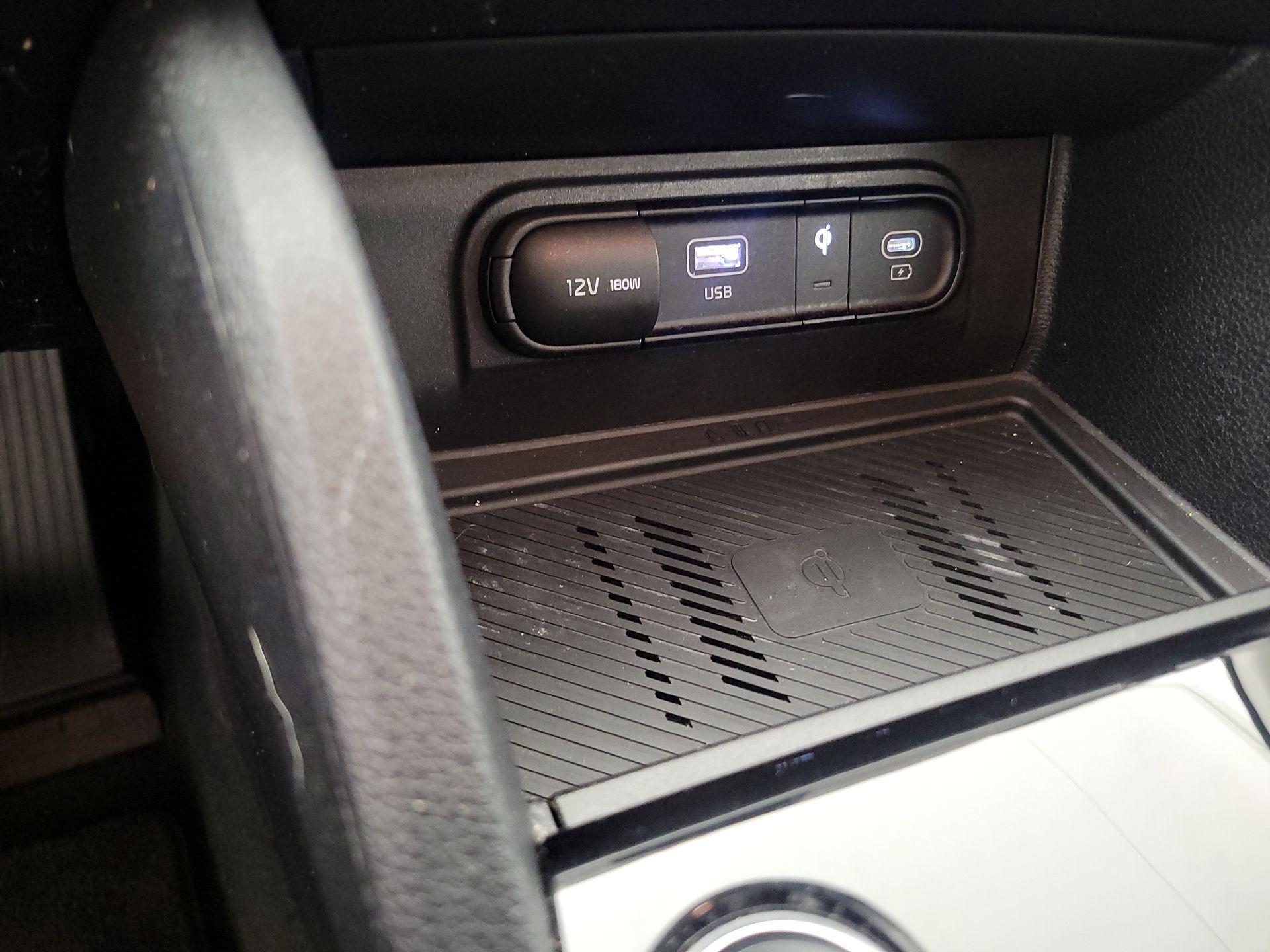 Thumbnail: 2023 Kia Sportage - 19