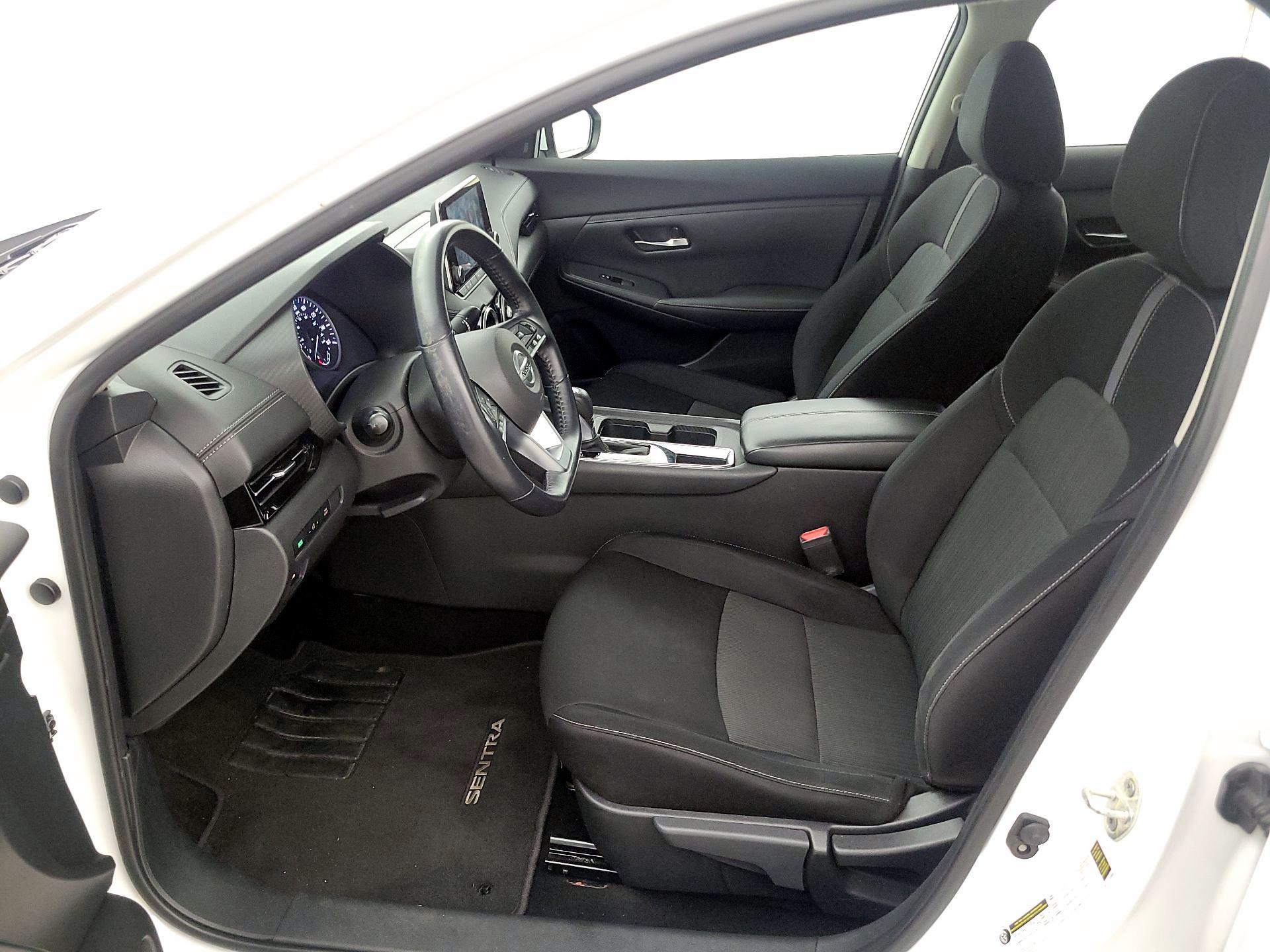 Thumbnail: 2020 Nissan Sentra - 11