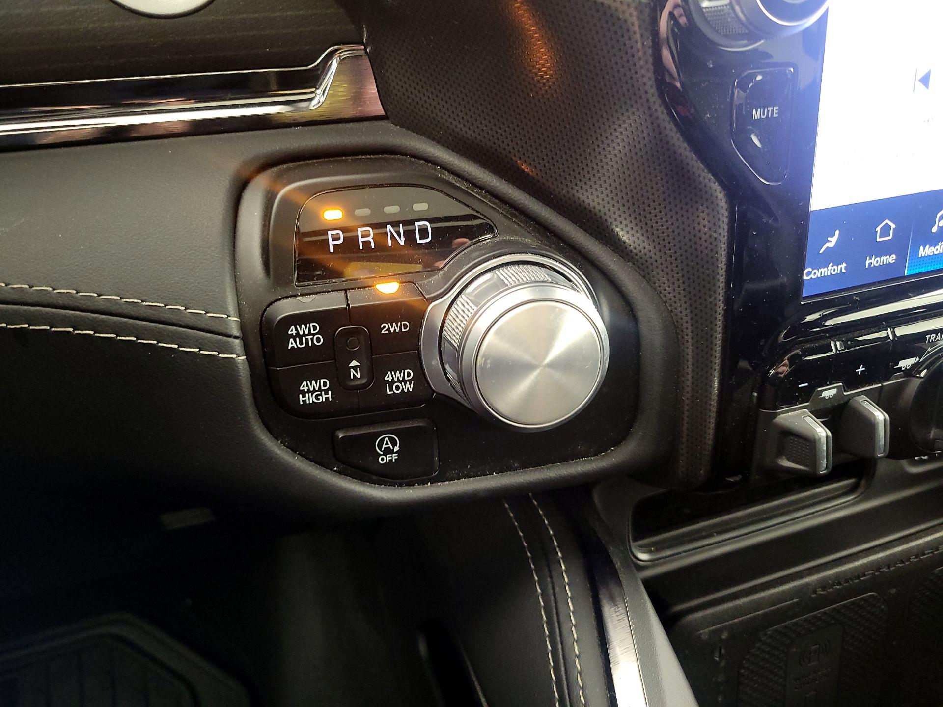 Thumbnail: 2024 RAM 1500 - 18