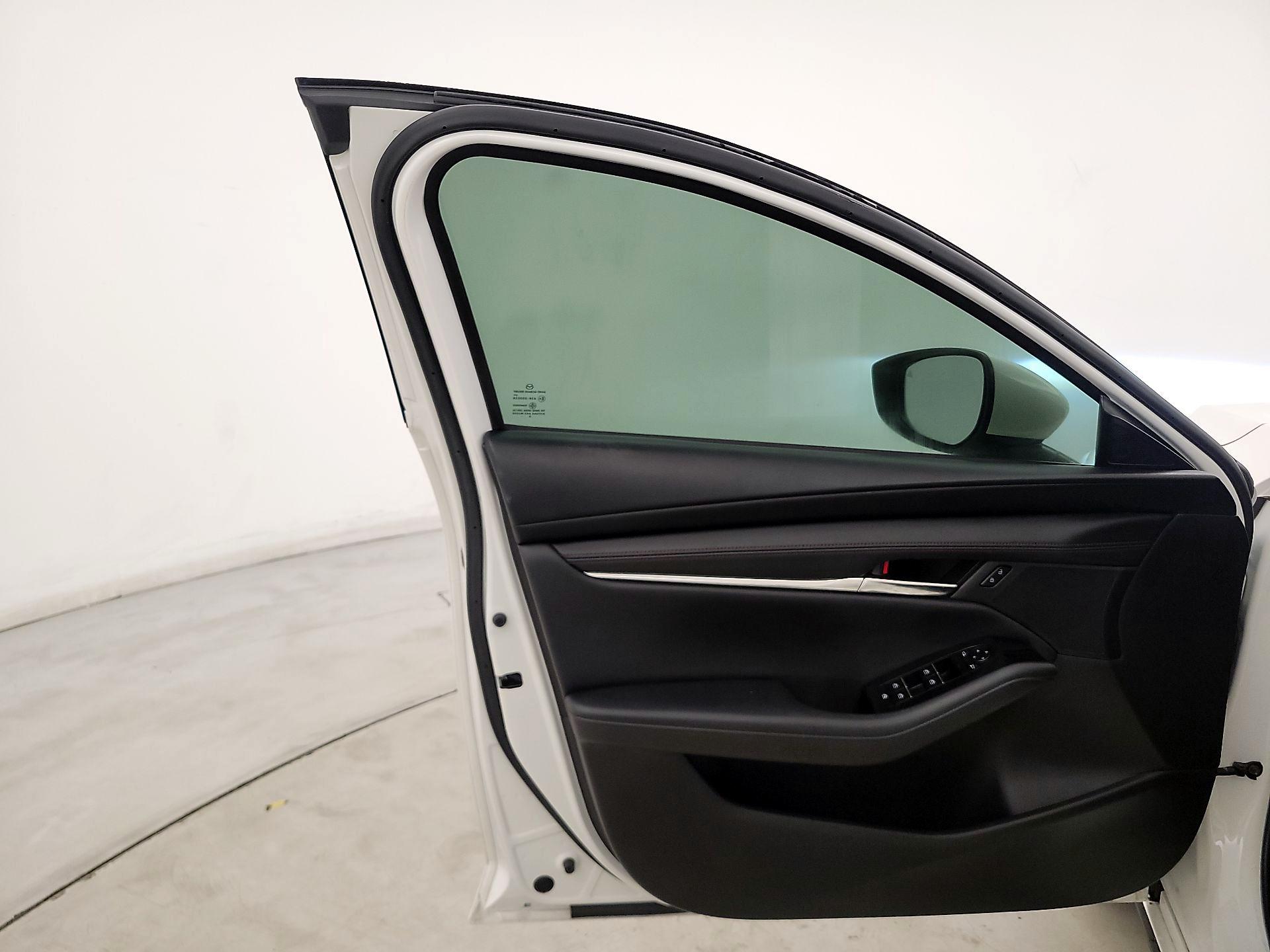 Thumbnail: 2023 Mazda Mazda3 - 12