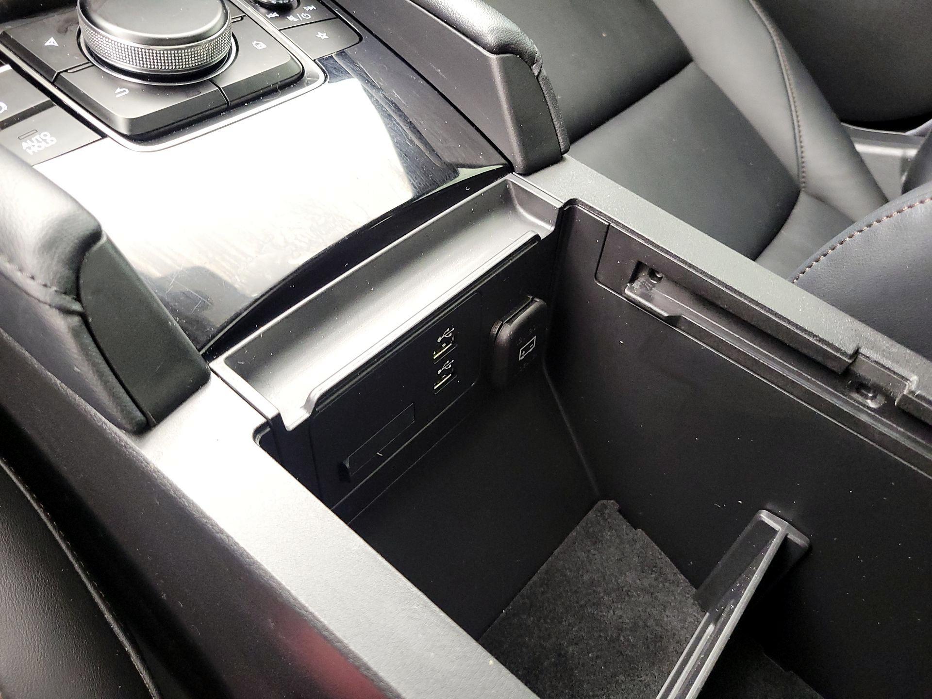 Thumbnail: 2023 Mazda Mazda3 - 18