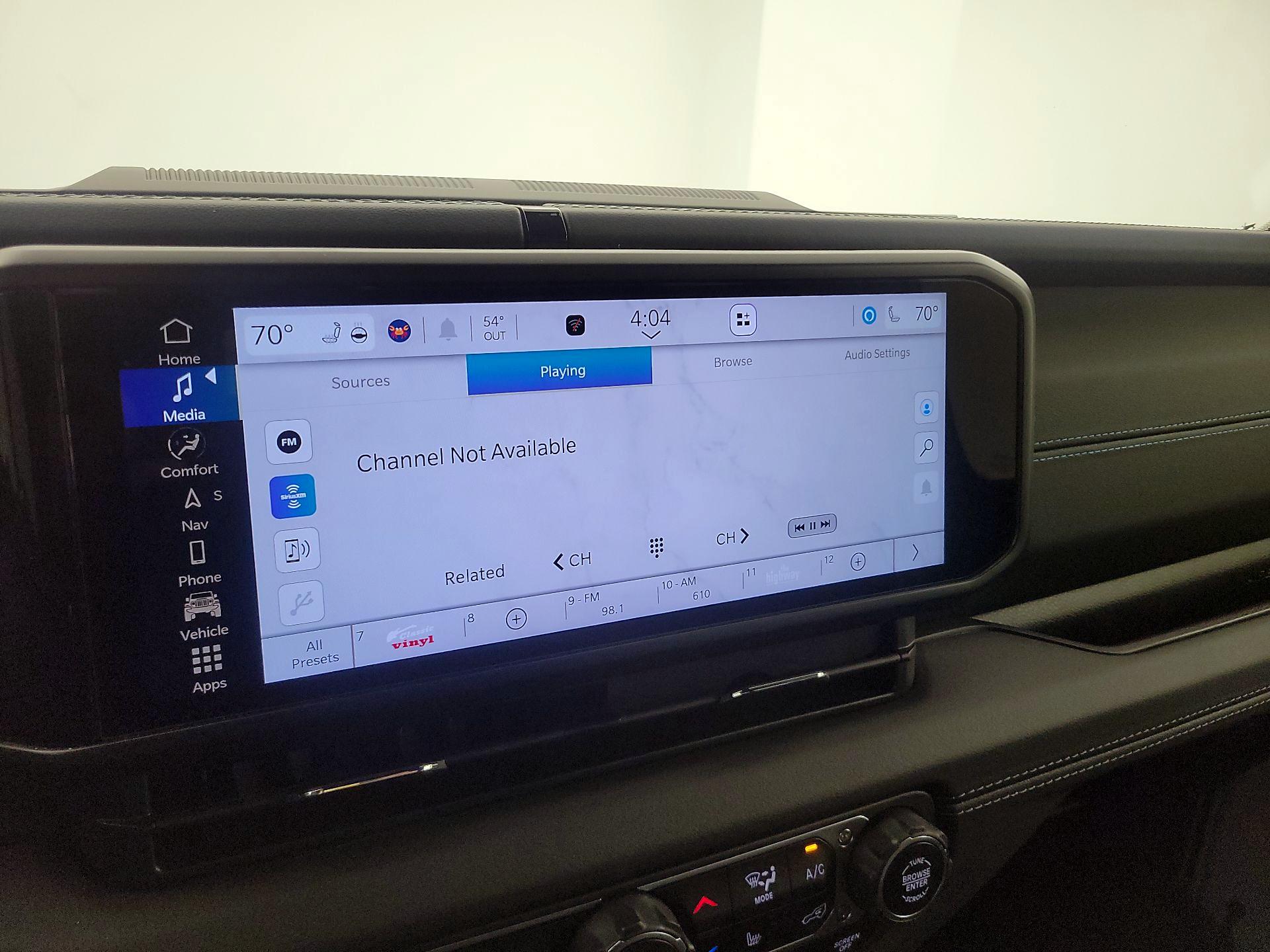 Thumbnail: 2024 Jeep Wrangler - 16