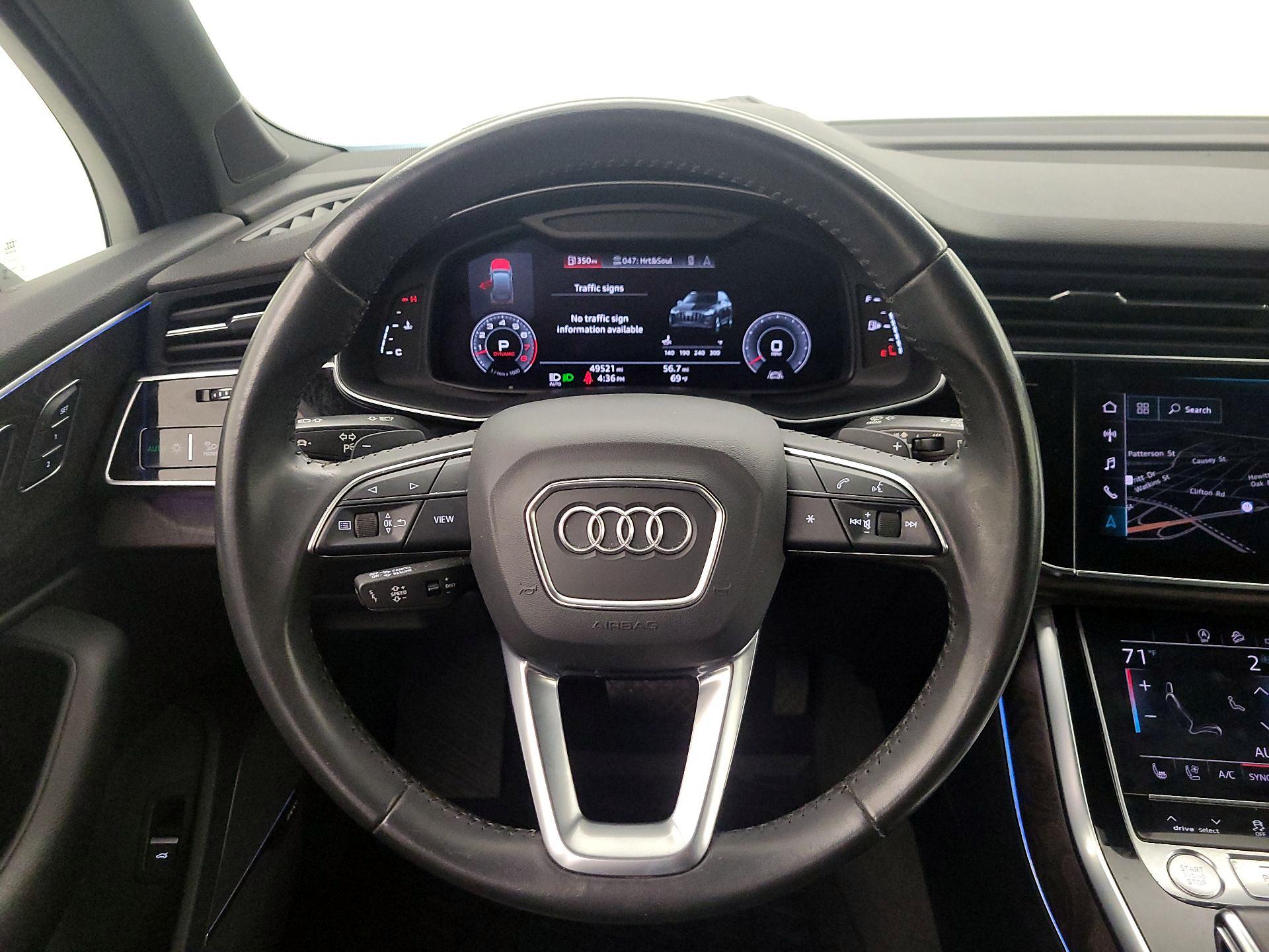 Thumbnail: 2020 Audi Q7 - 10