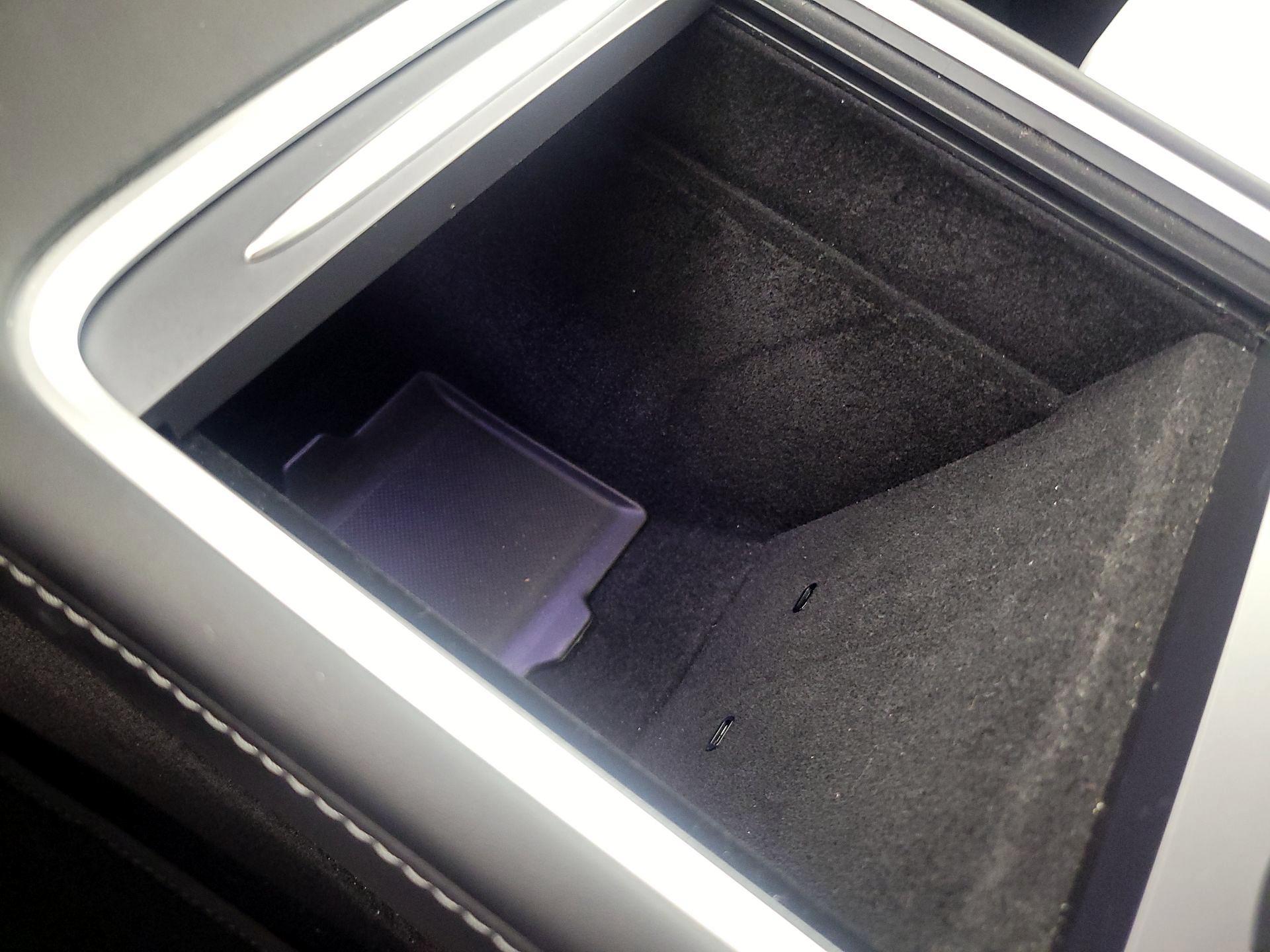 Thumbnail: 2022 Tesla Model Y - 18