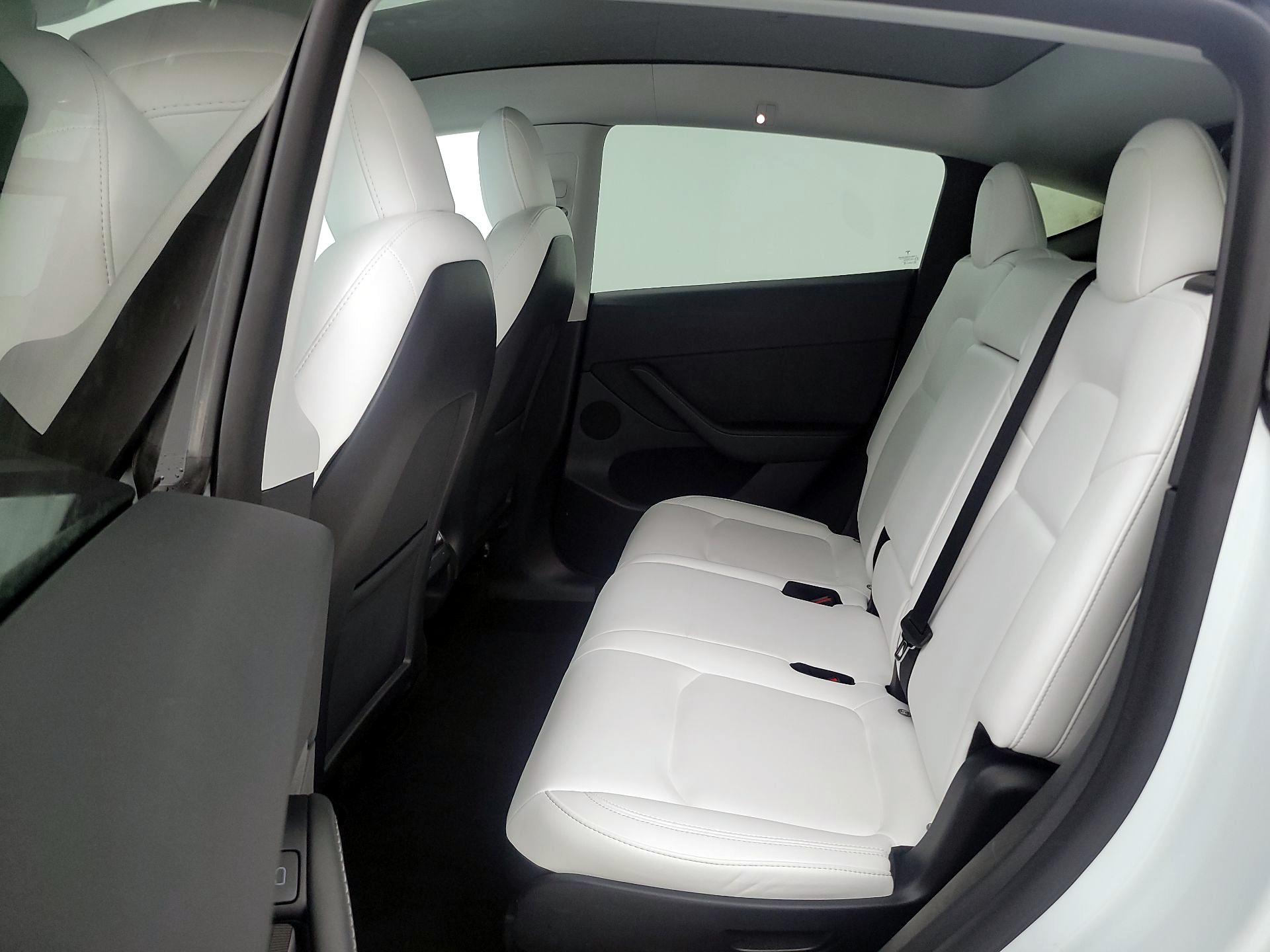 Thumbnail: 2022 Tesla Model Y - 20