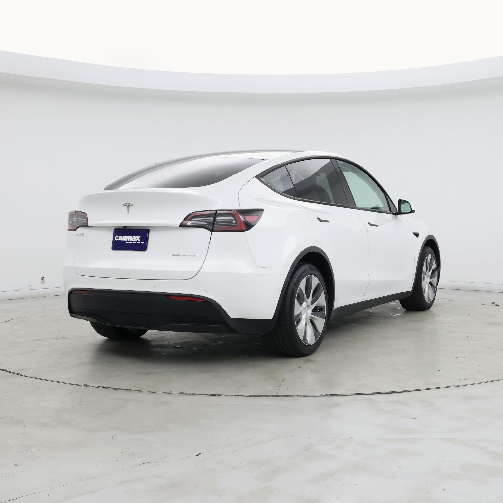 Thumbnail: 2022 Tesla Model Y - 8