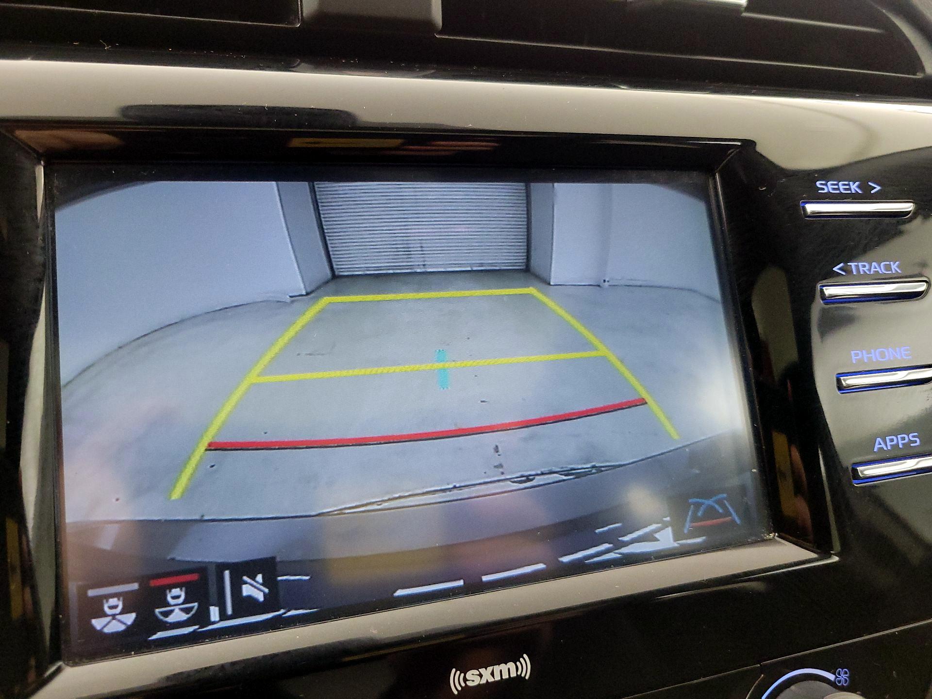 Thumbnail: 2020 Toyota Camry - 14