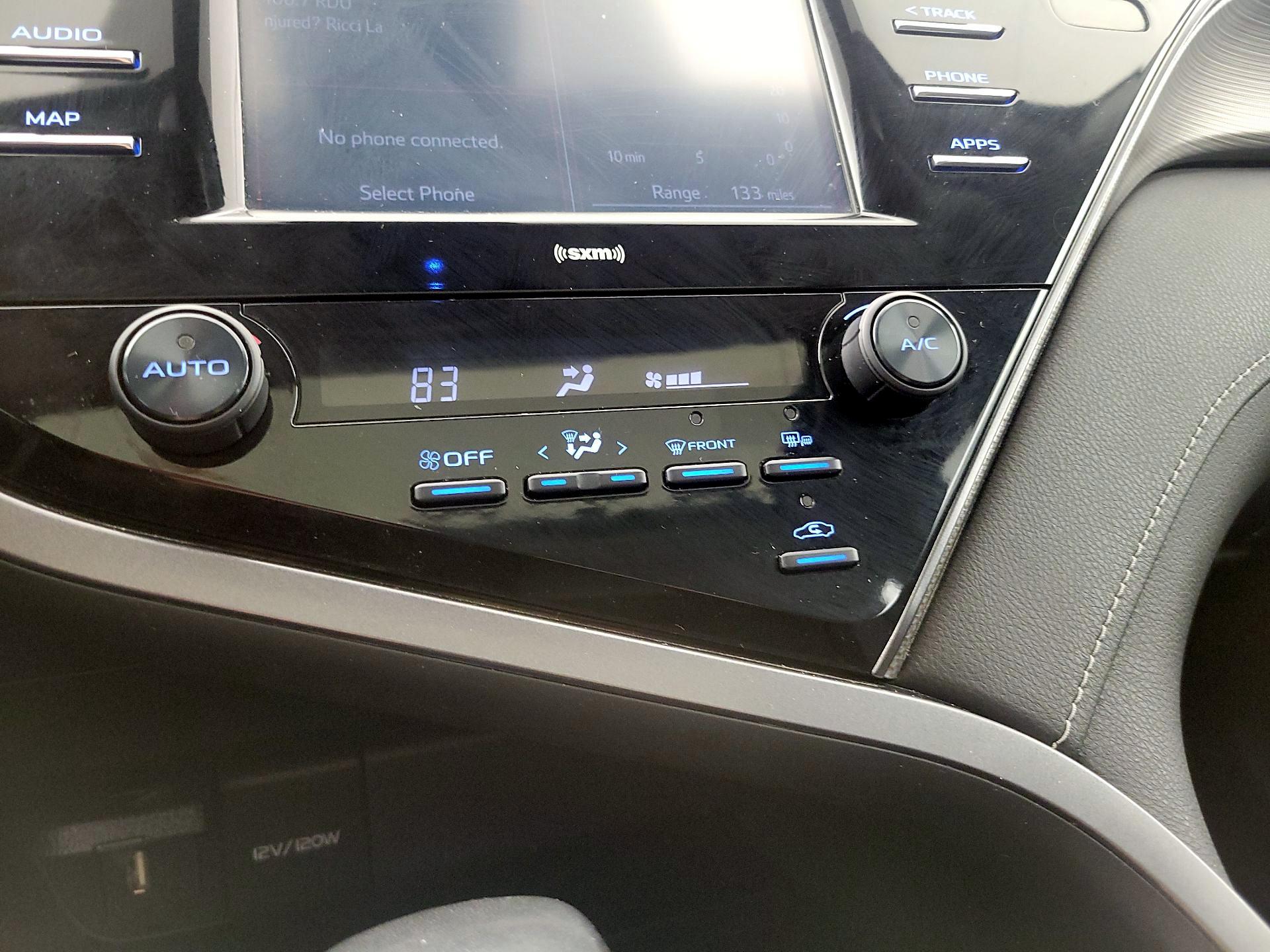 Thumbnail: 2020 Toyota Camry - 16