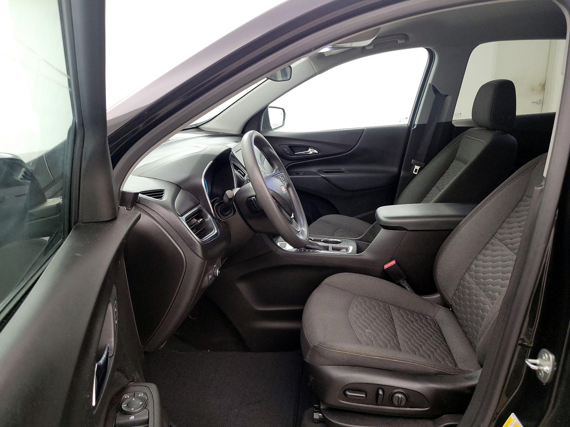 Thumbnail: 2021 Chevrolet Equinox - 11