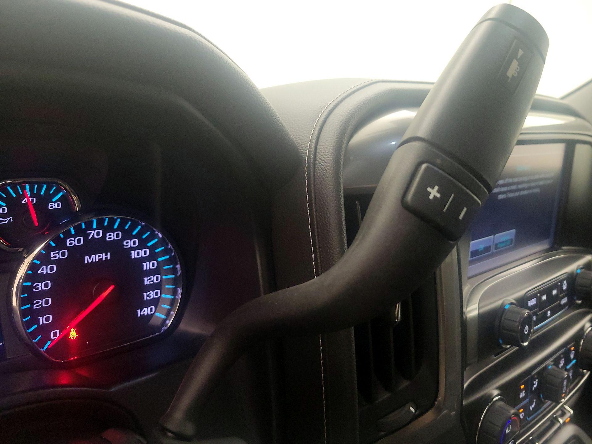 Thumbnail: 2015 Chevrolet Silverado 1500 - 17