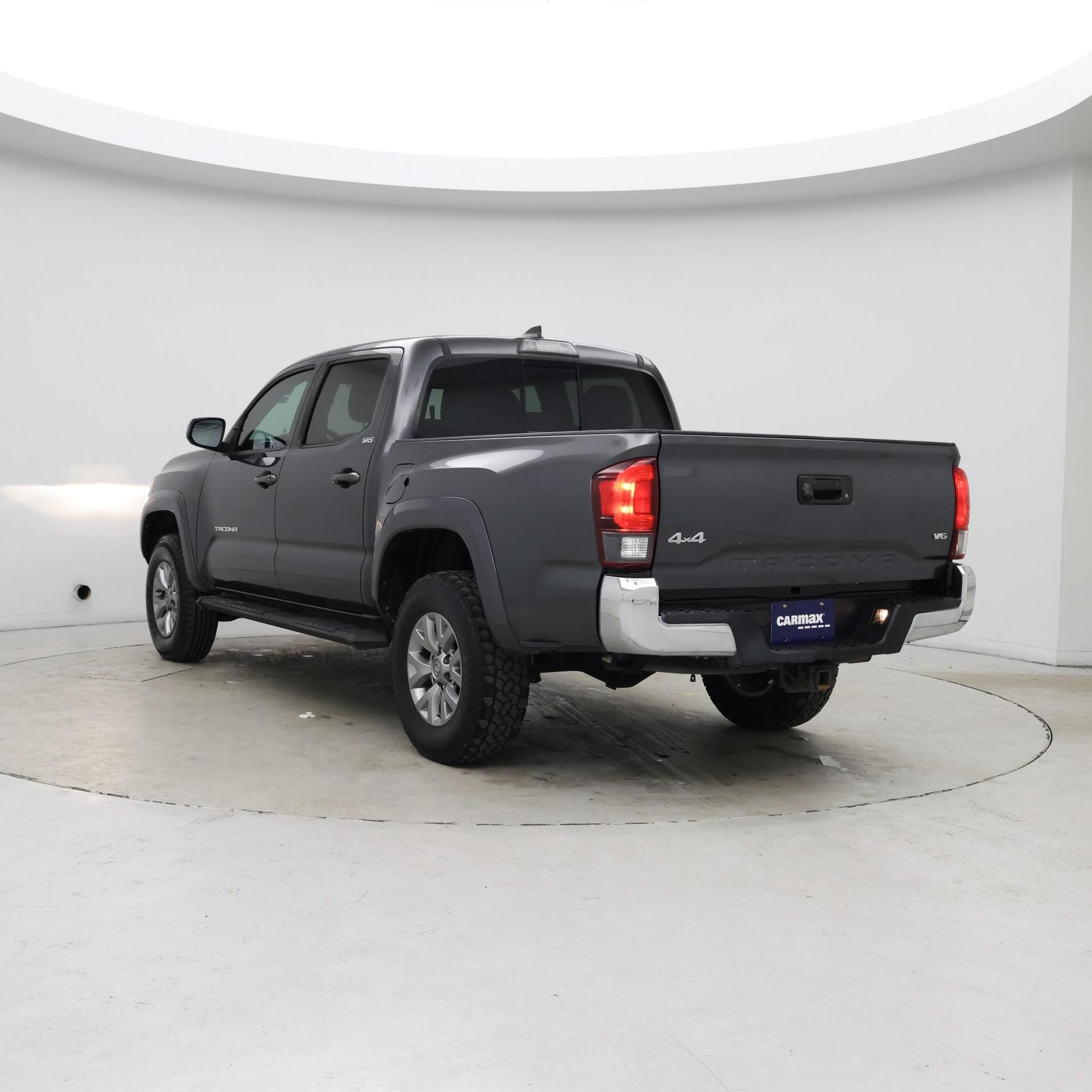 Thumbnail: 2019 Toyota Tacoma - 2