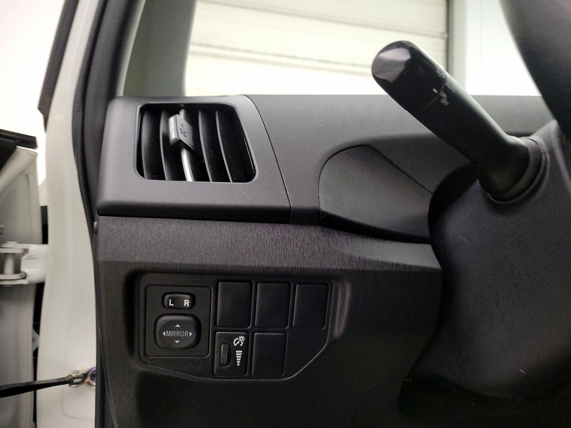 Thumbnail: 2015 Toyota Prius - 13