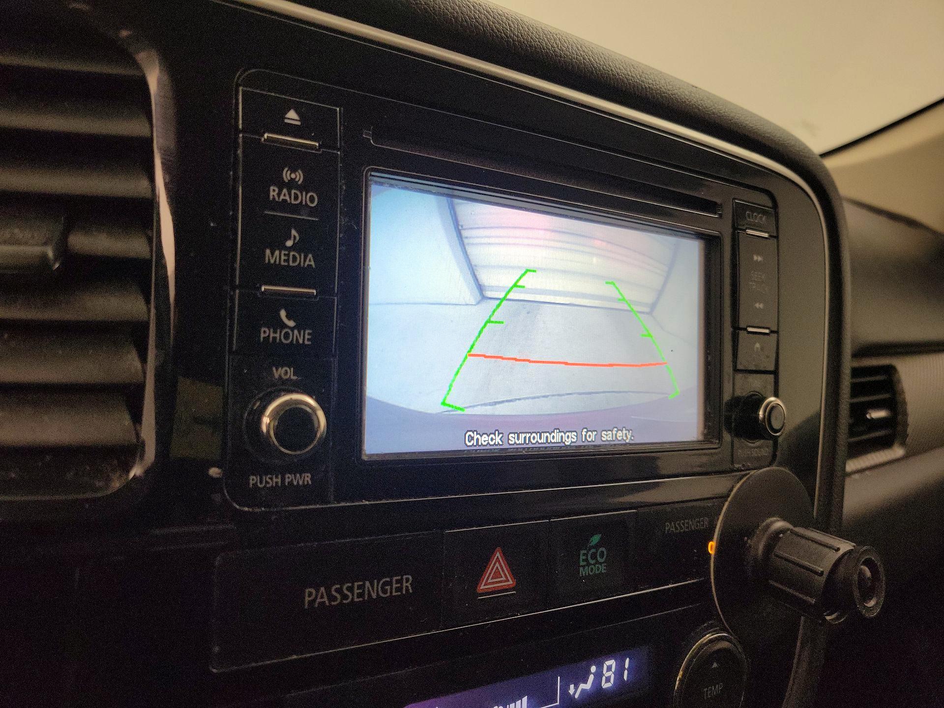 Thumbnail: 2017 Mitsubishi Outlander - 14