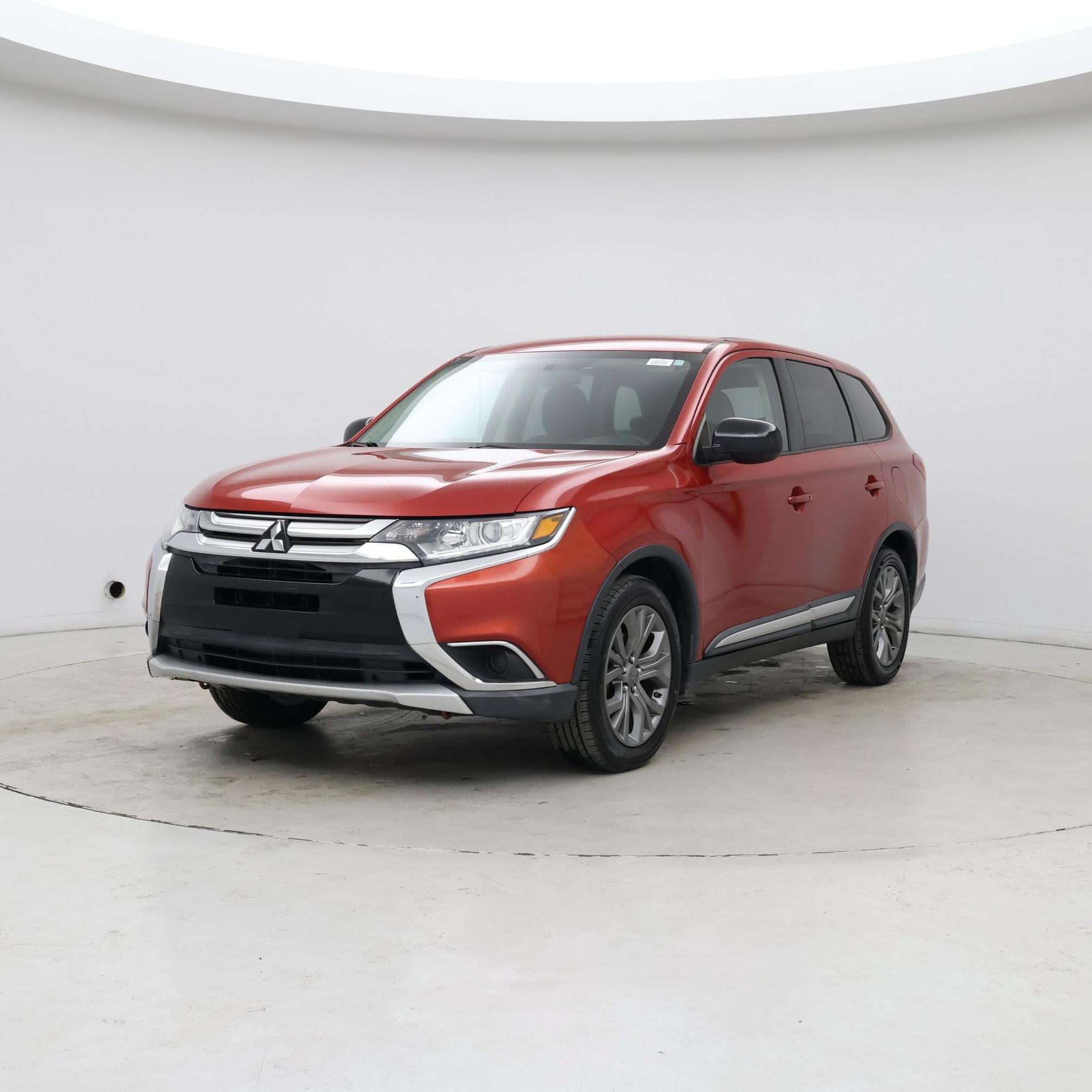 Thumbnail: 2017 Mitsubishi Outlander - 4