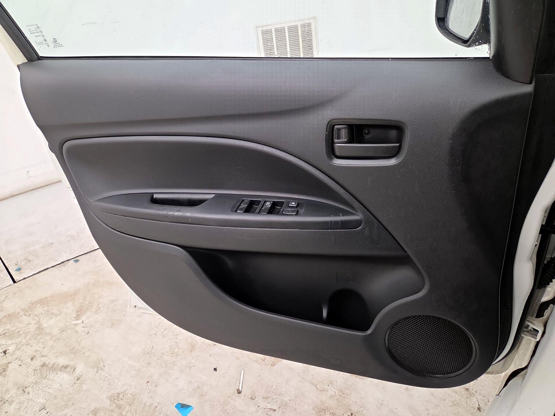 Thumbnail: 2018 Mitsubishi Mirage G4 - 12