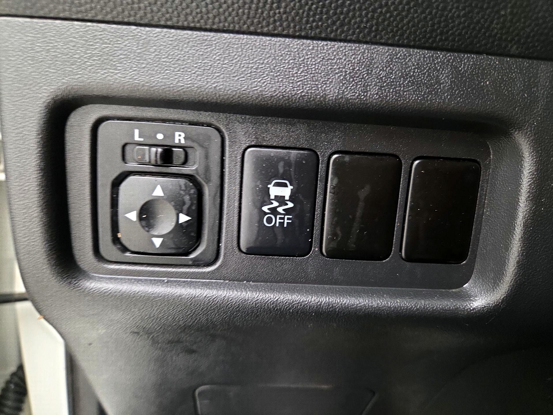 Thumbnail: 2018 Mitsubishi Mirage G4 - 13