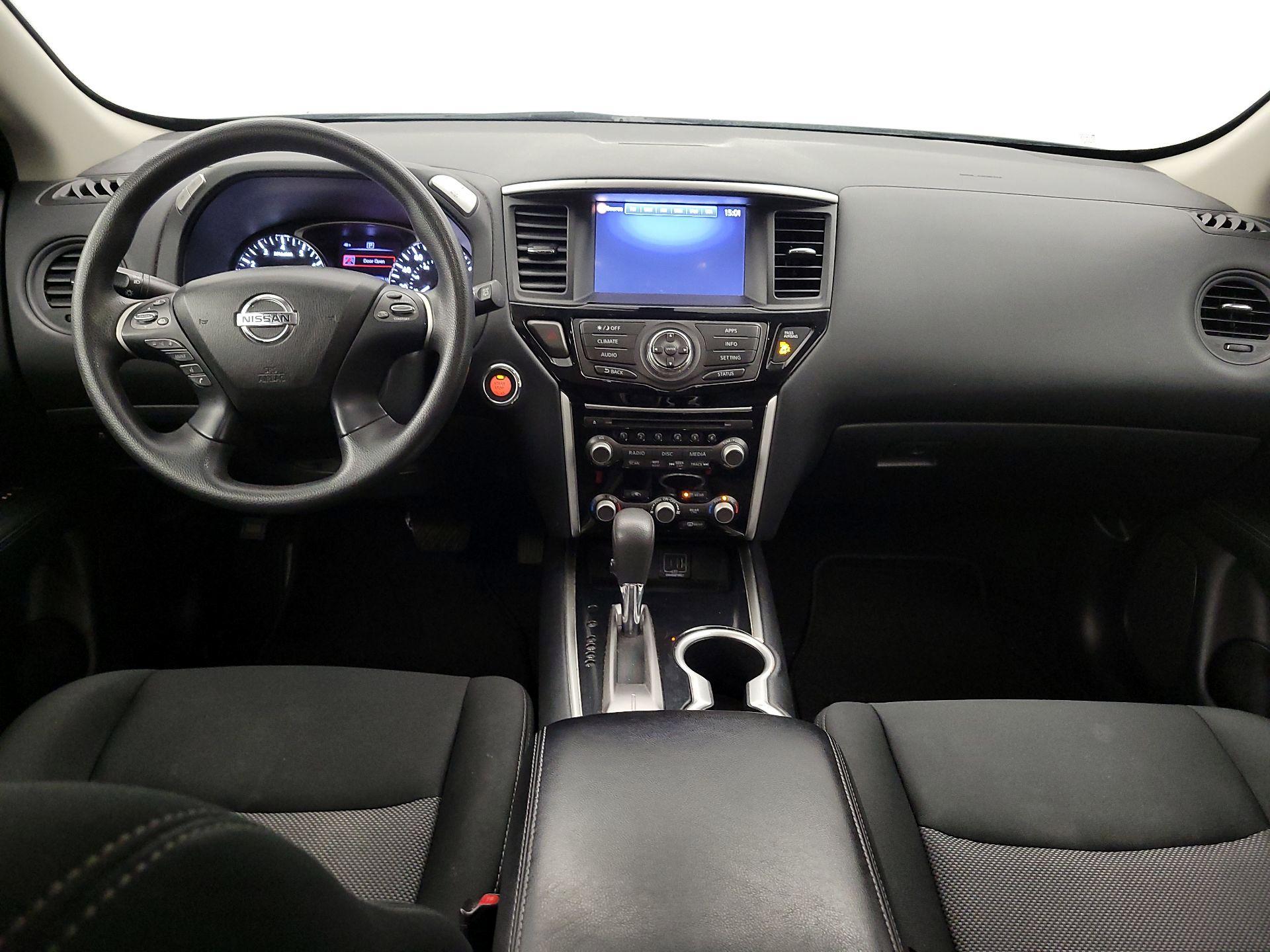 Thumbnail: 2020 Nissan Pathfinder - 9