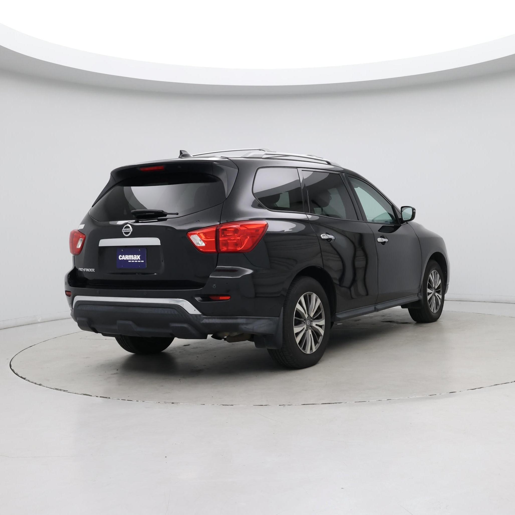 Thumbnail: 2020 Nissan Pathfinder - 8