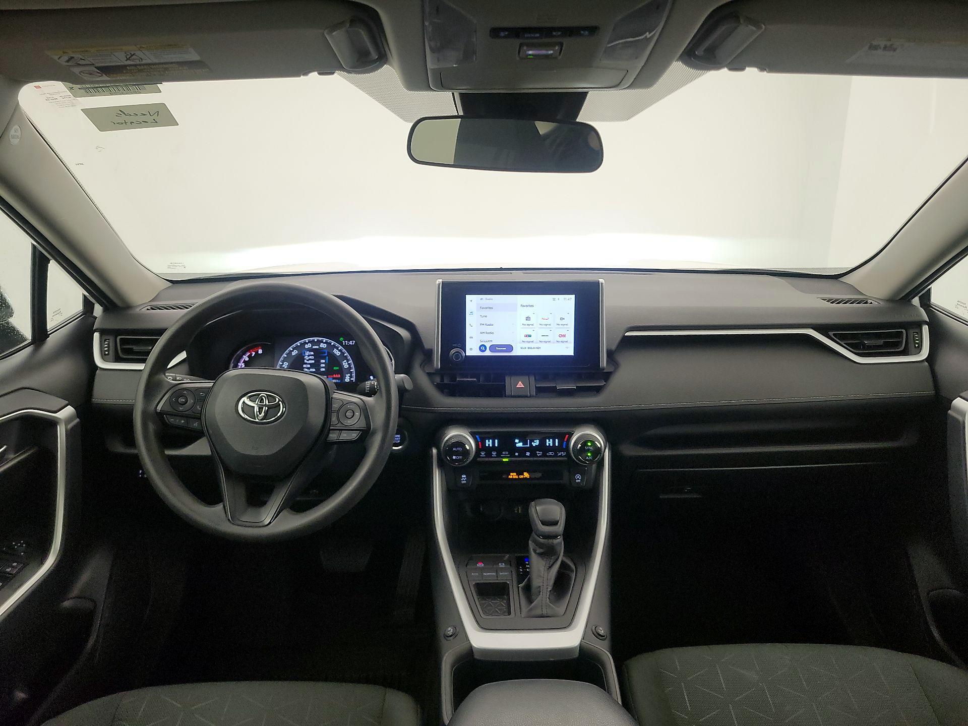 Thumbnail: 2023 Toyota RAV4 - 9