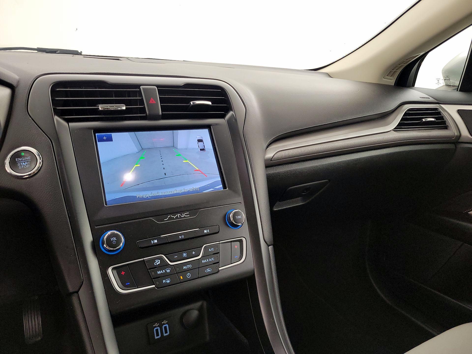 Thumbnail: 2019 Ford Fusion - 14