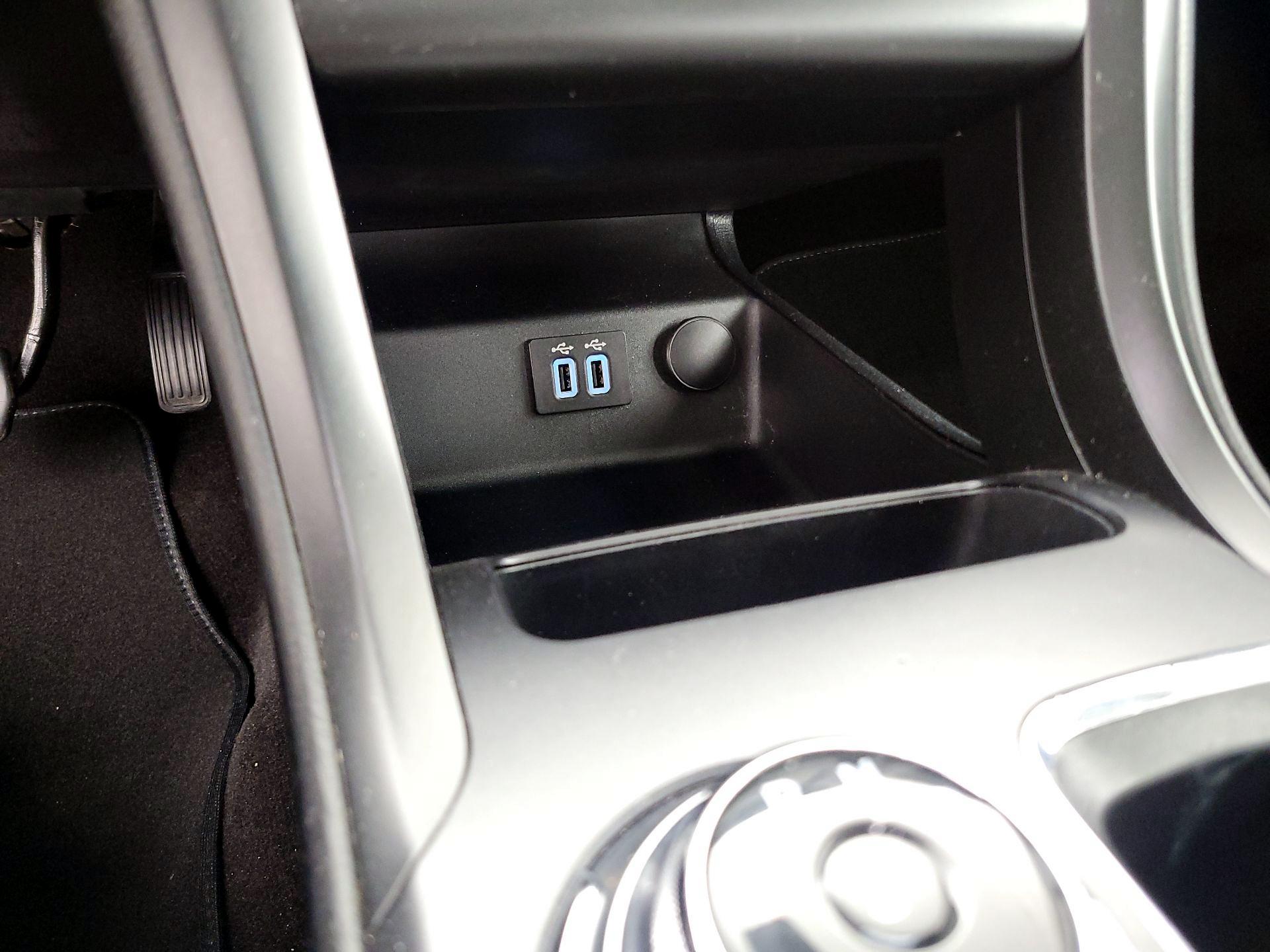 Thumbnail: 2019 Ford Fusion - 18