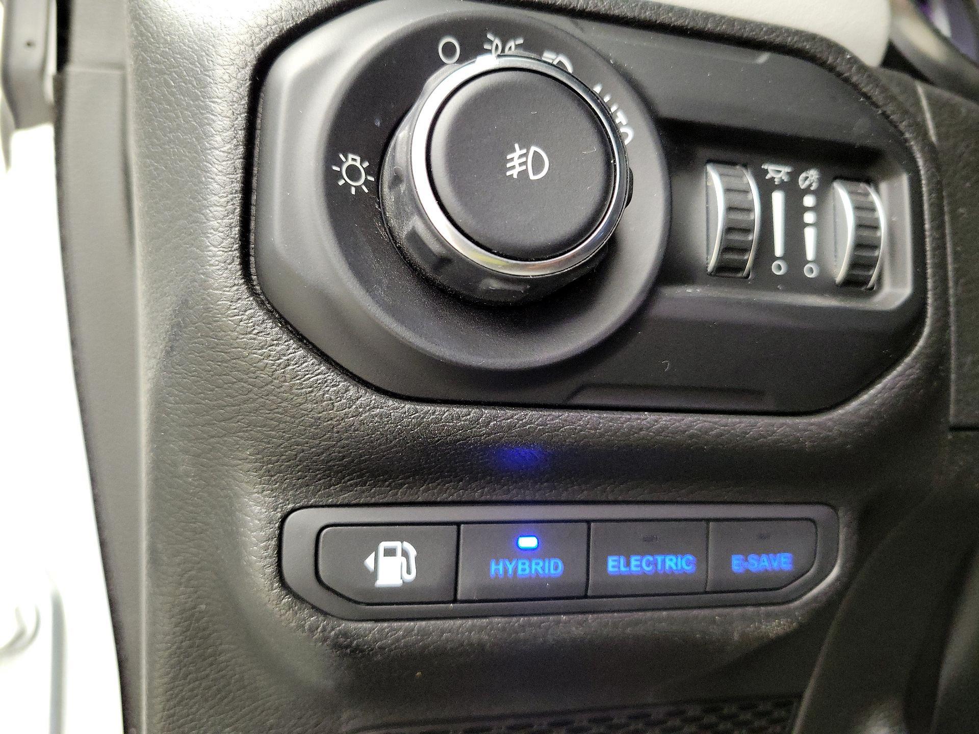 Thumbnail: 2021 Jeep Wrangler - 13