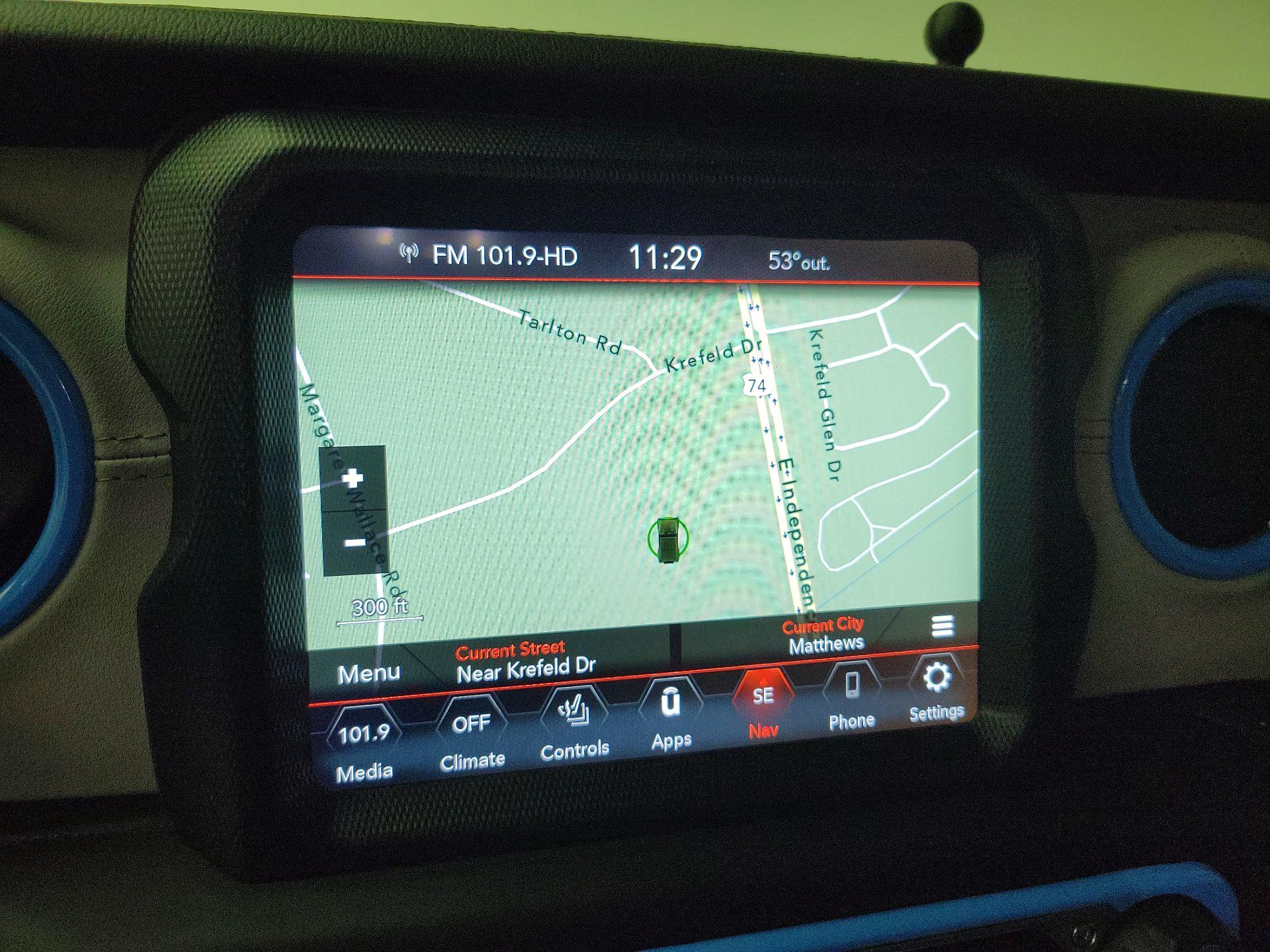 Thumbnail: 2021 Jeep Wrangler - 14