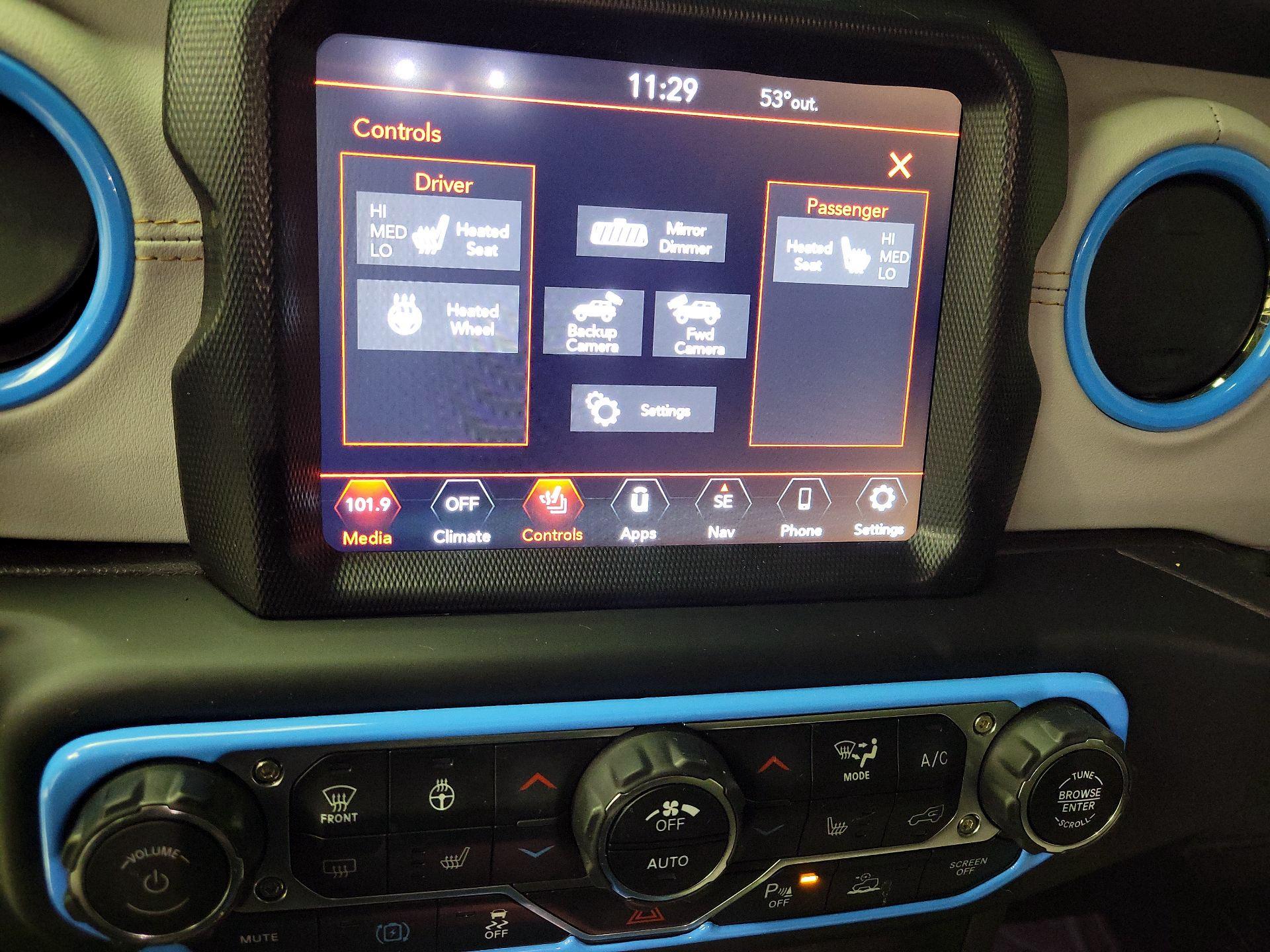 Thumbnail: 2021 Jeep Wrangler - 17