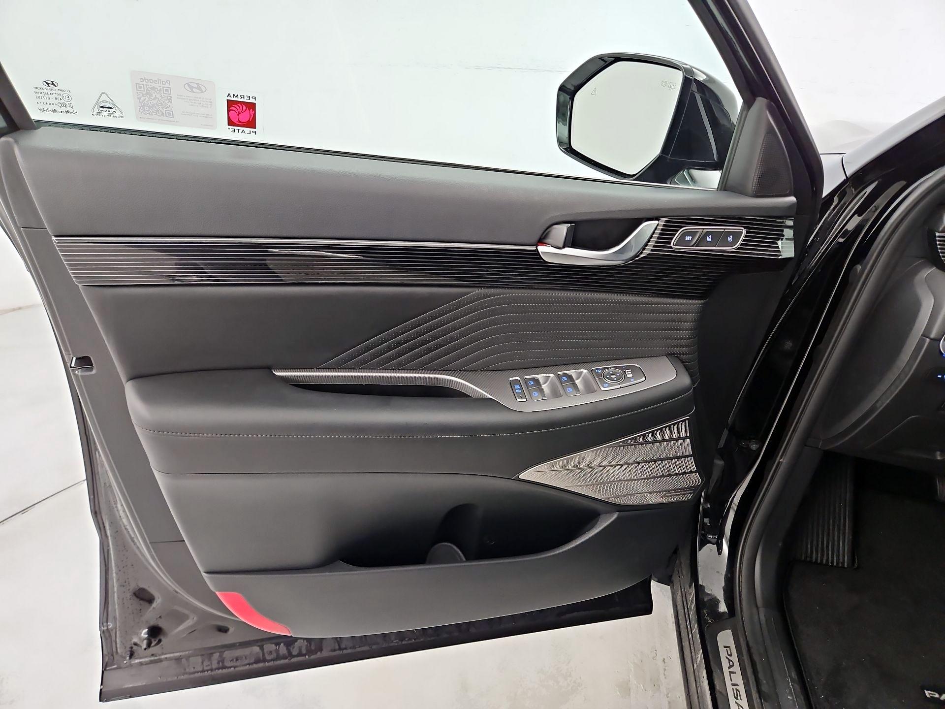 Thumbnail: 2024 Hyundai Palisade - 12