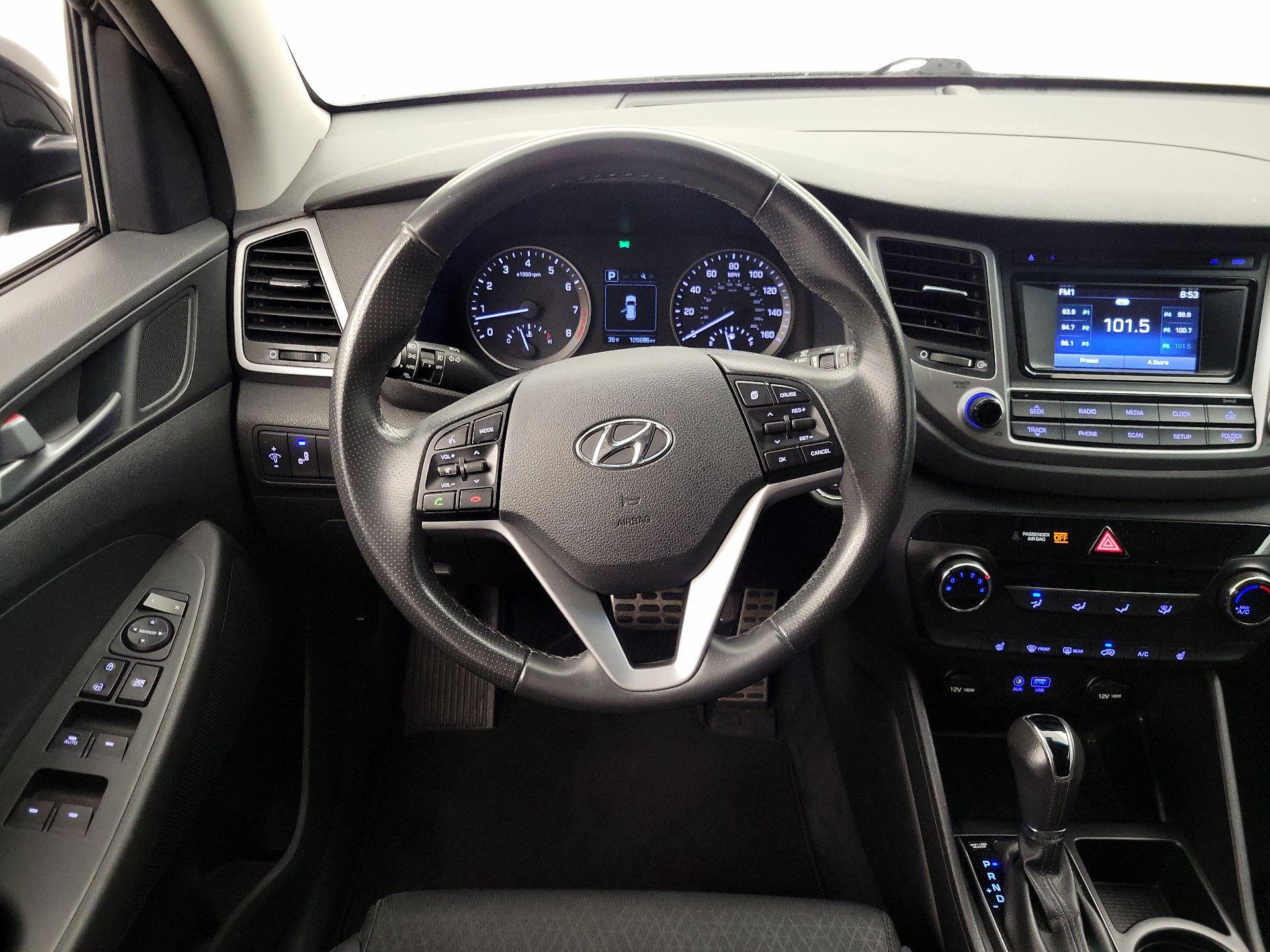 Thumbnail: 2017 Hyundai Tucson - 10