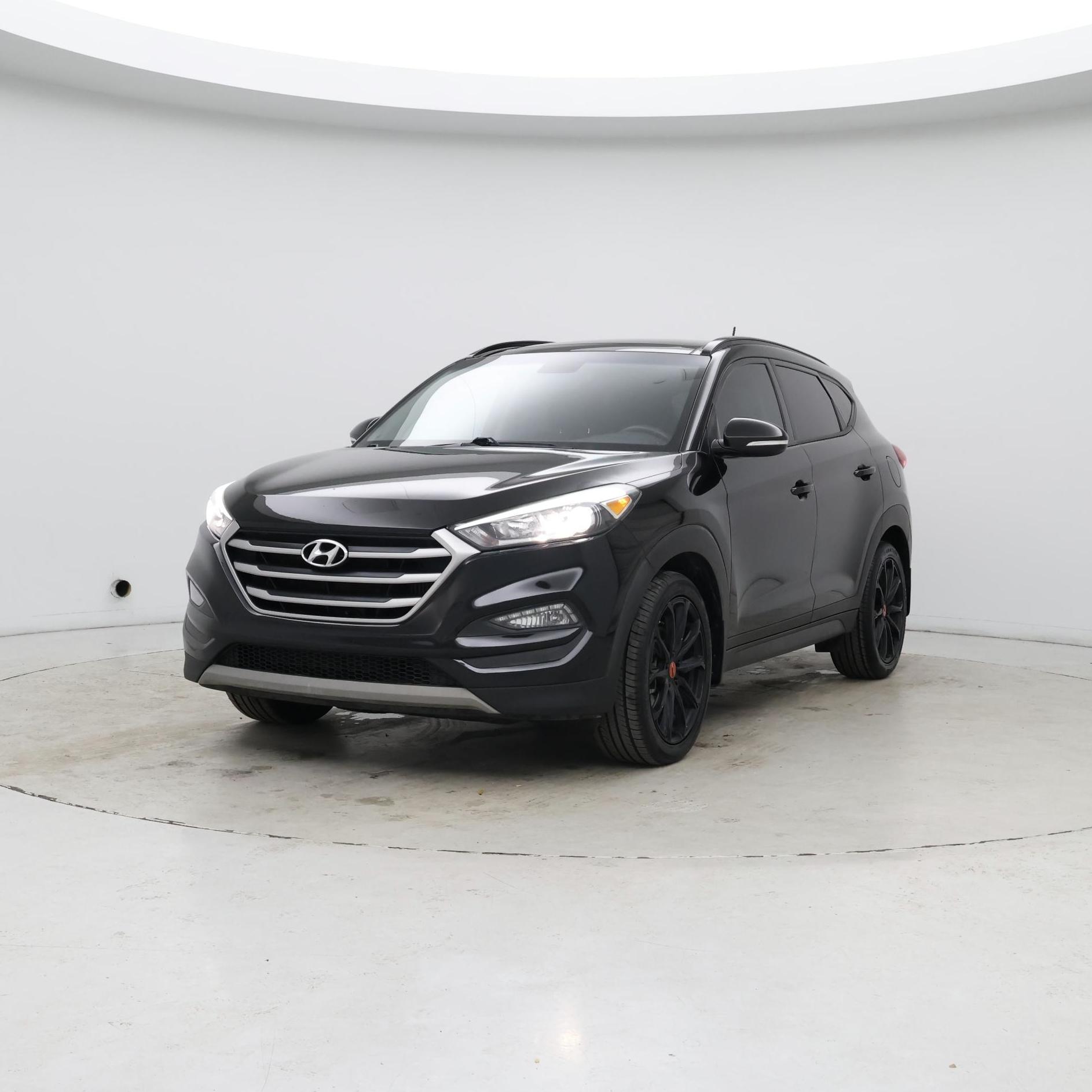 Thumbnail: 2017 Hyundai Tucson - 4