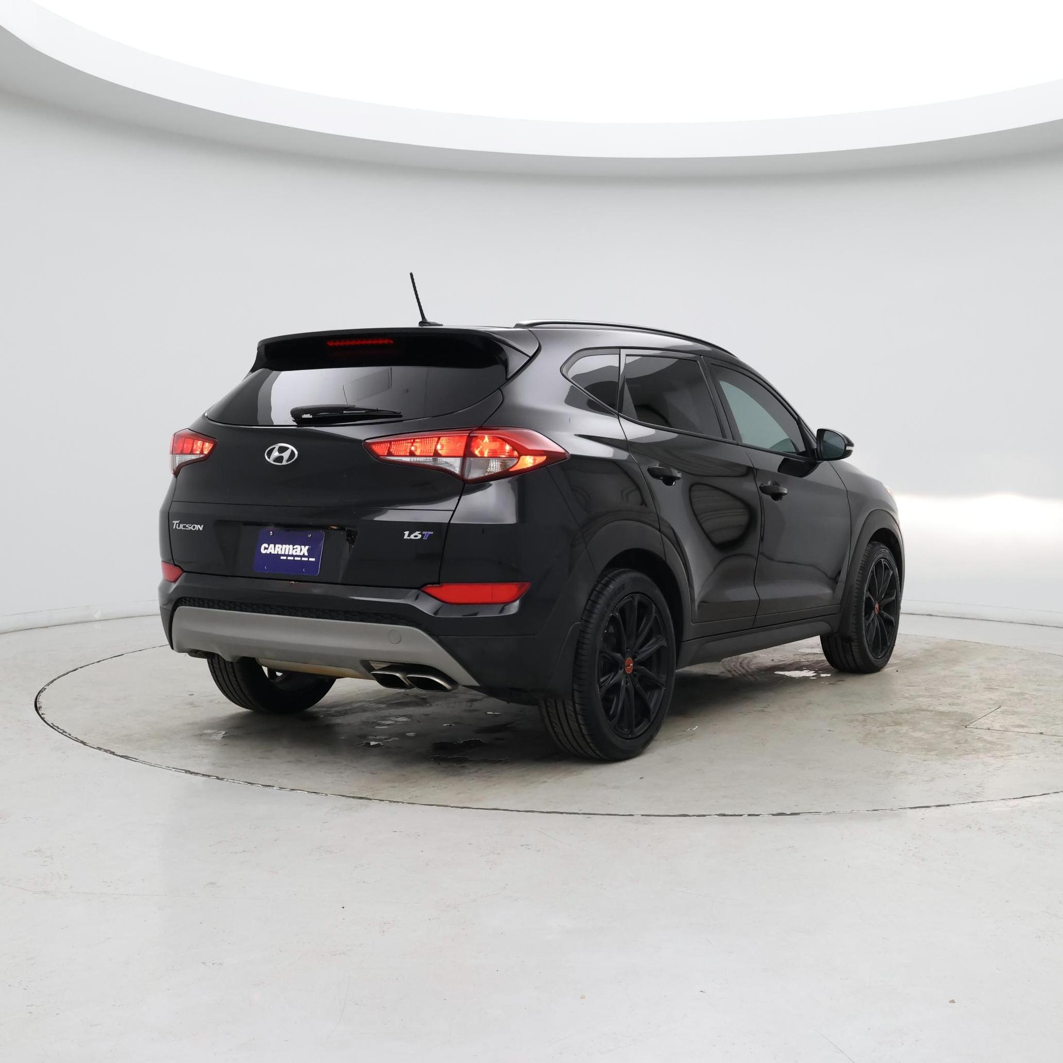 Thumbnail: 2017 Hyundai Tucson - 8