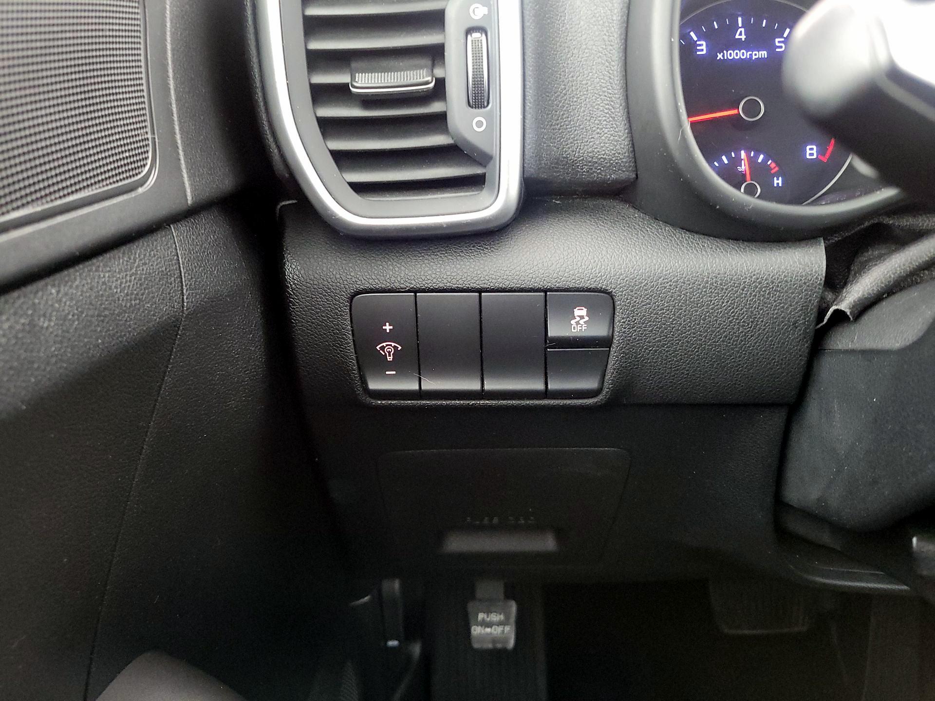 Thumbnail: 2018 Kia Sportage - 13